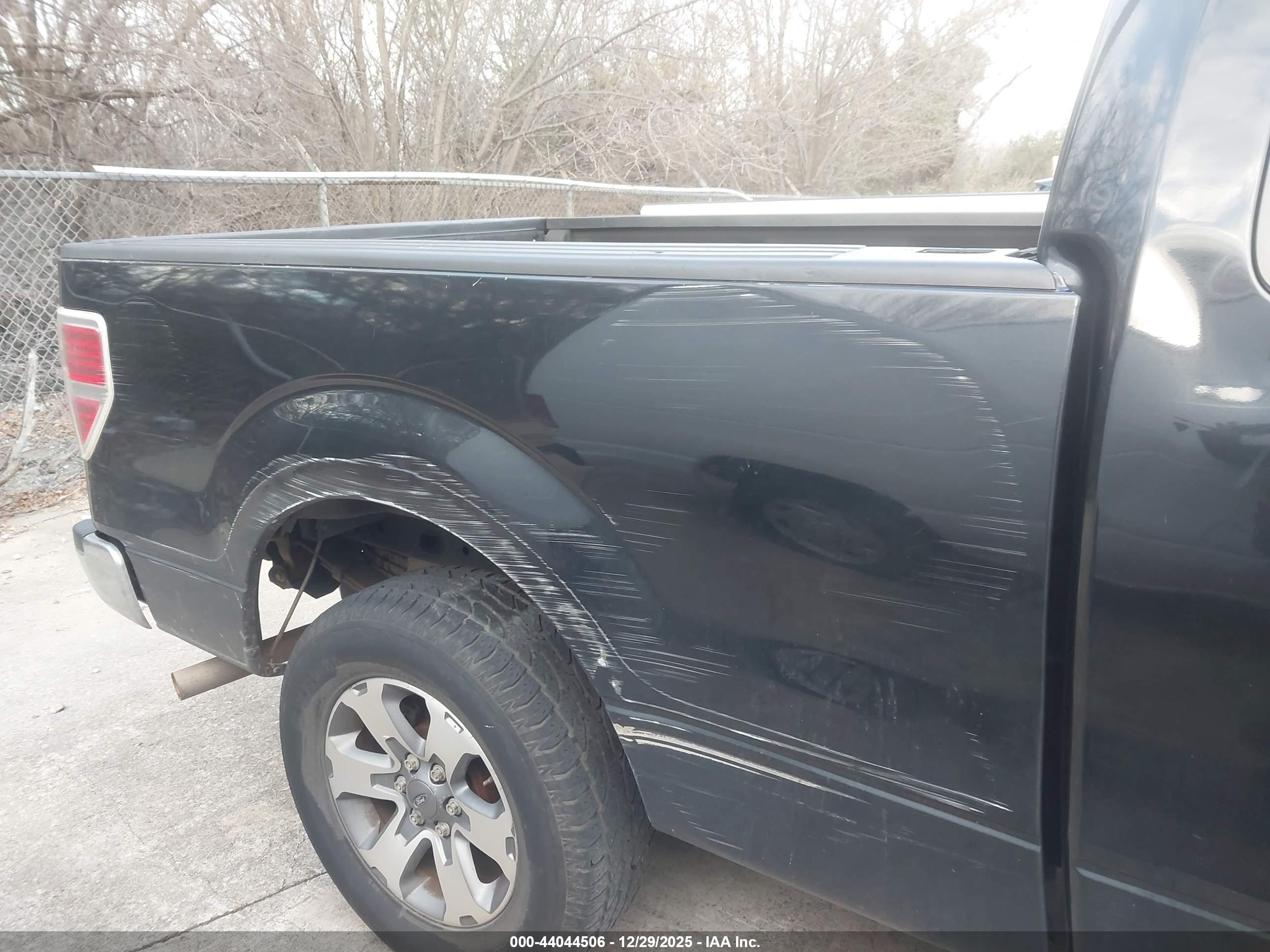 FORD F-150 image 6