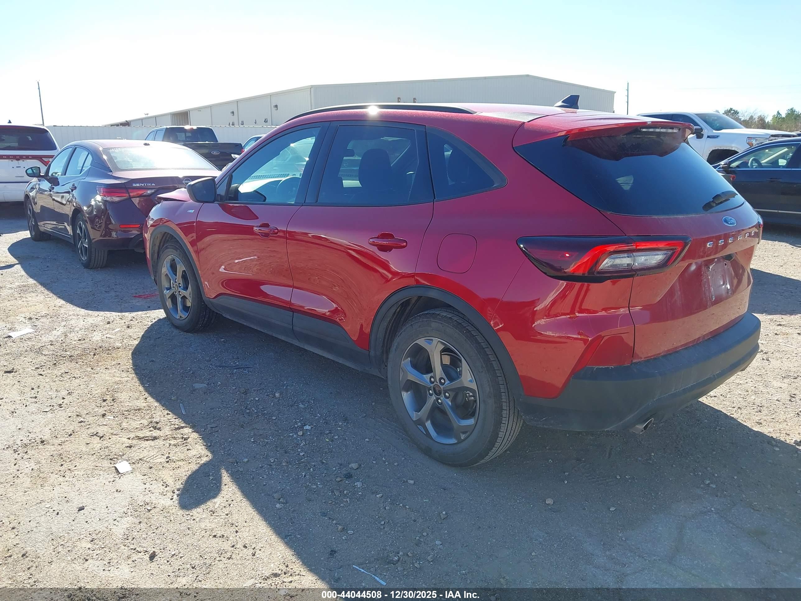 FORD ESCAPE image 3