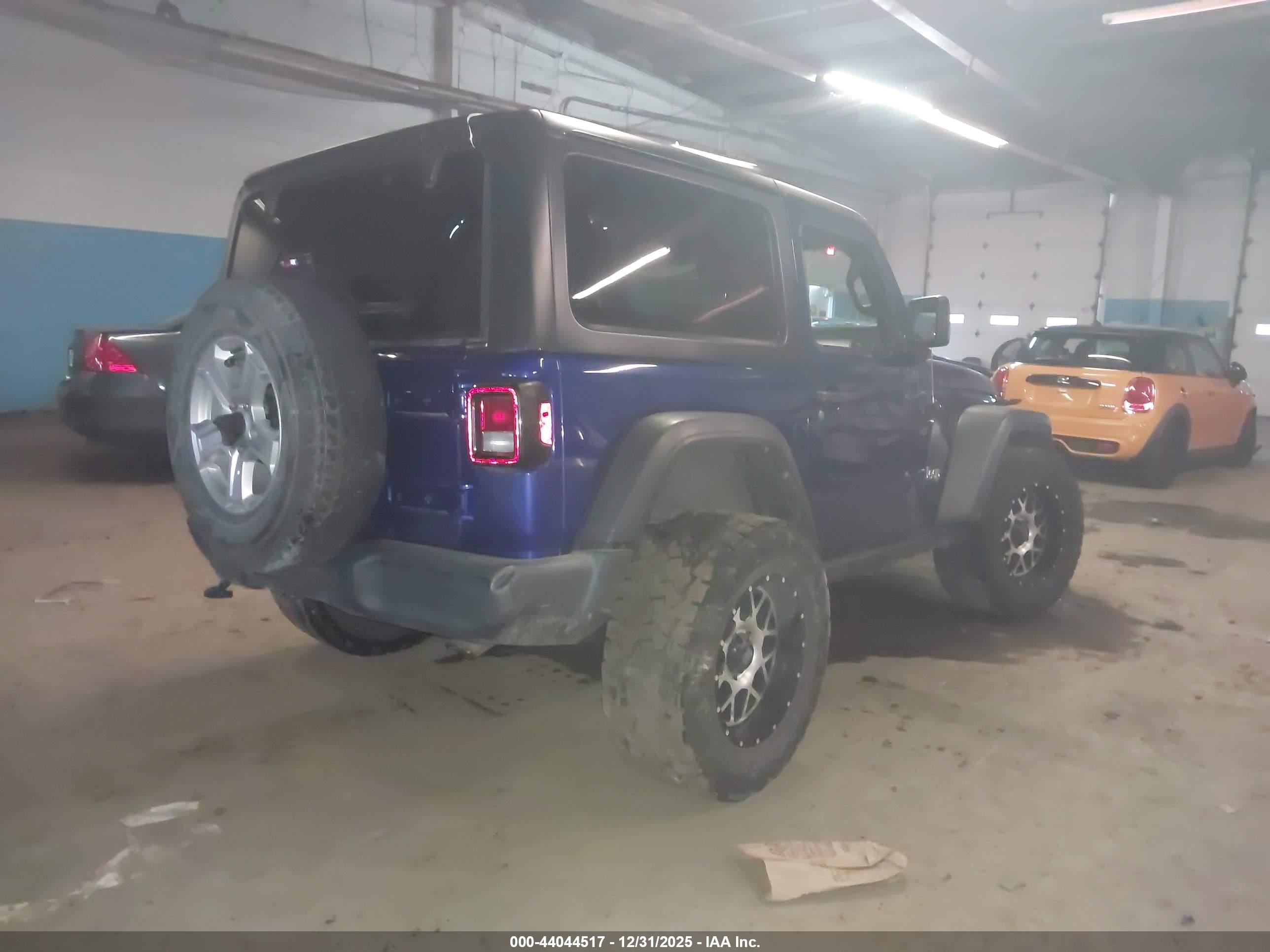 JEEP WRANGLER image 4