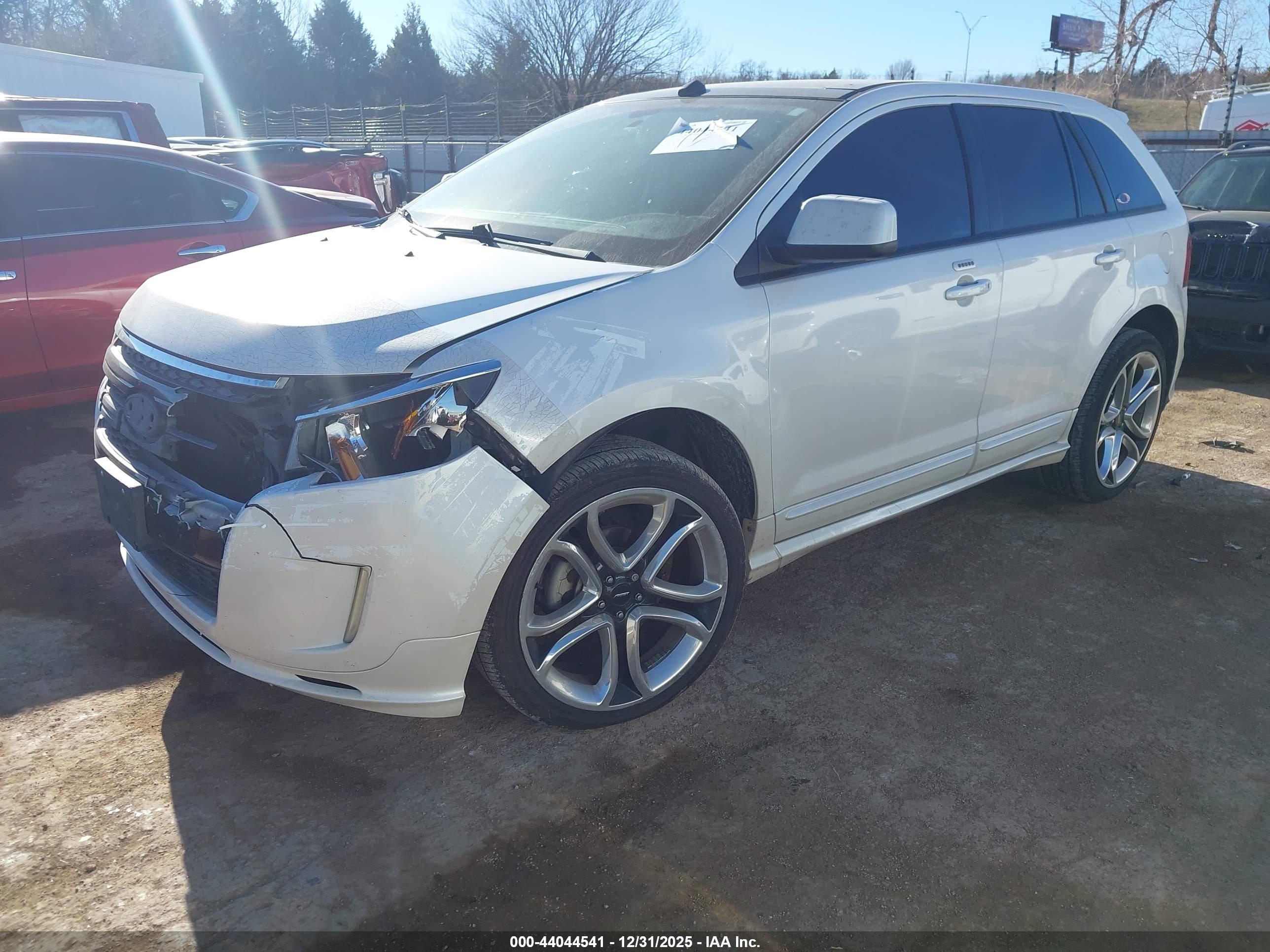 FORD EDGE image 2