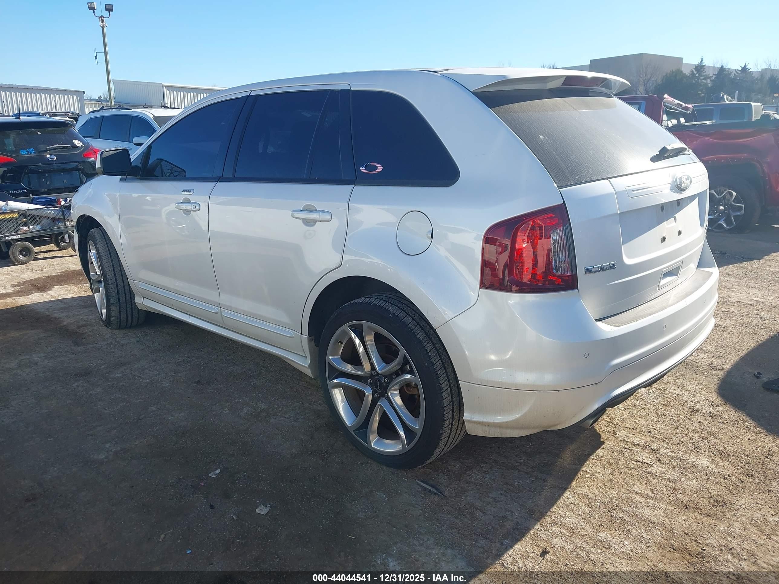 FORD EDGE image 3