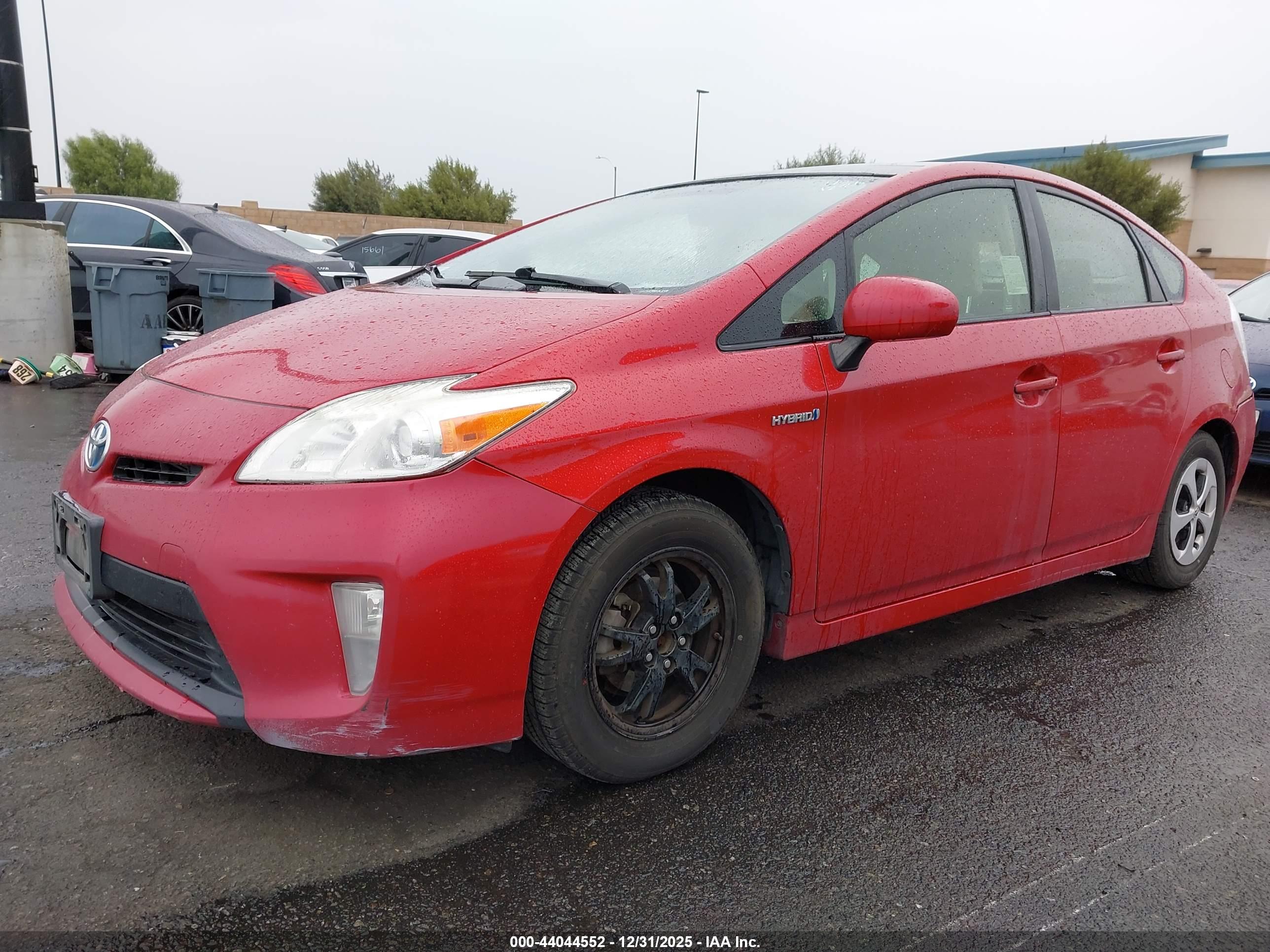 TOYOTA PRIUS image 2