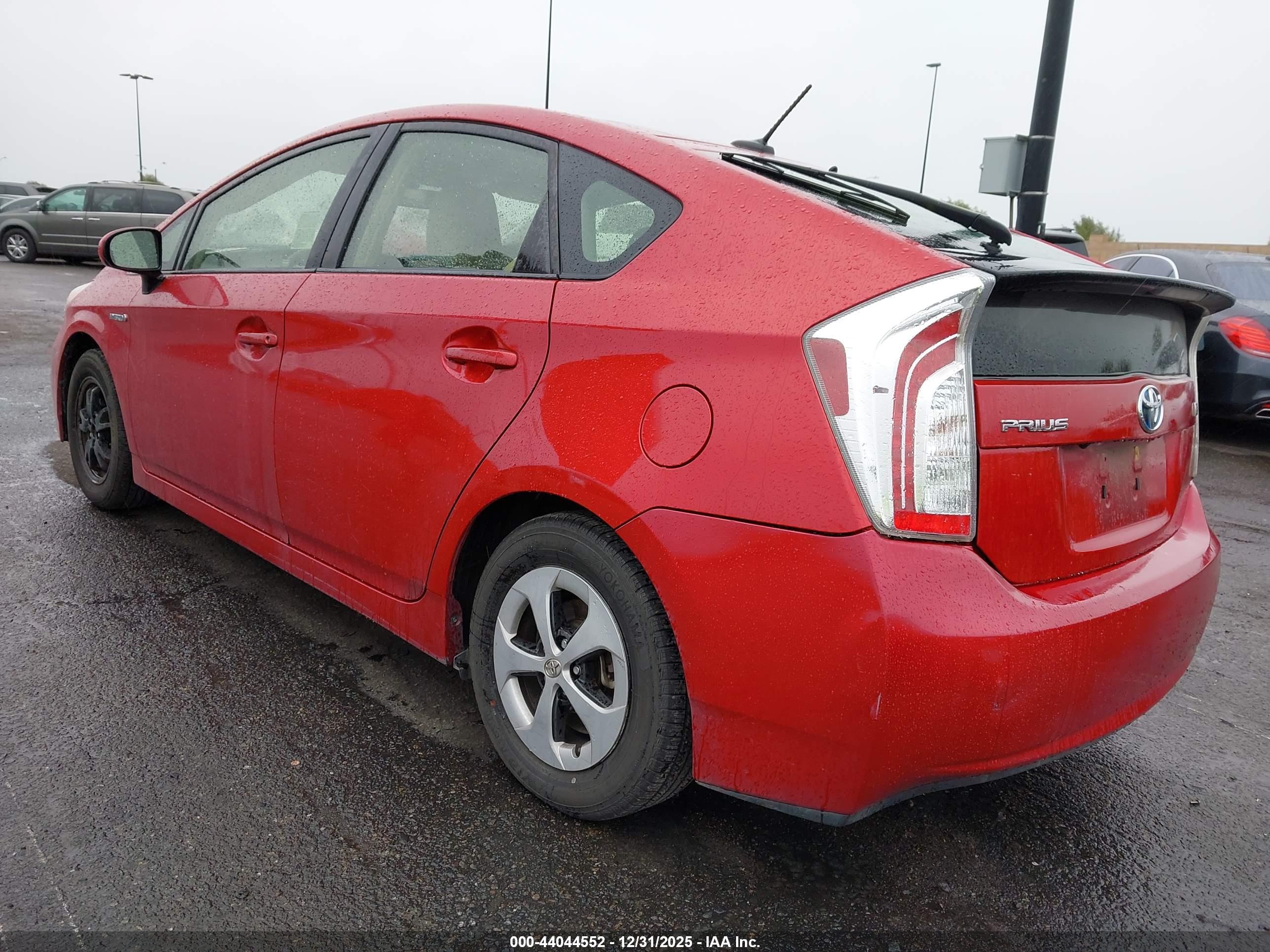 TOYOTA PRIUS image 3