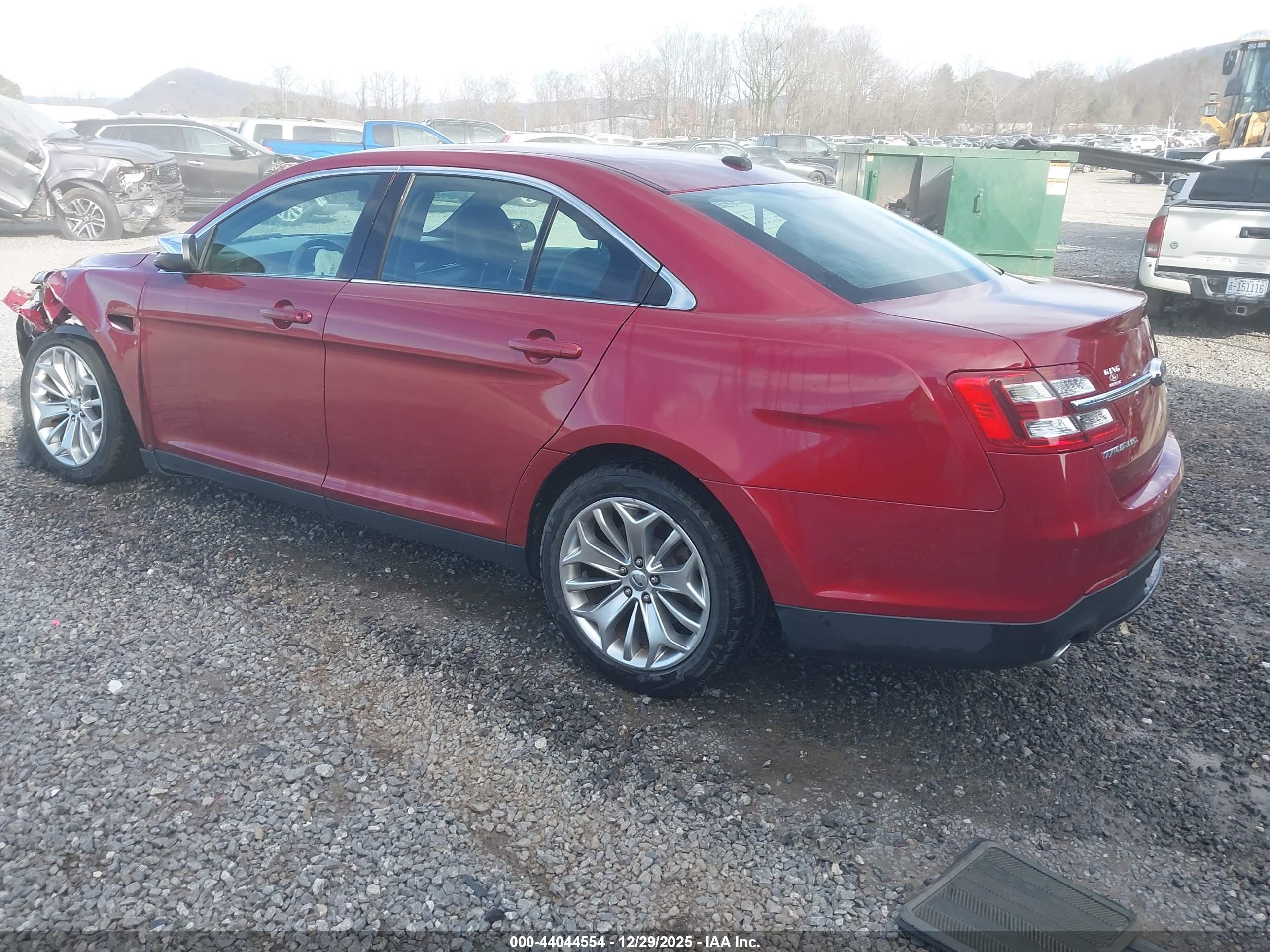 FORD TAURUS image 3