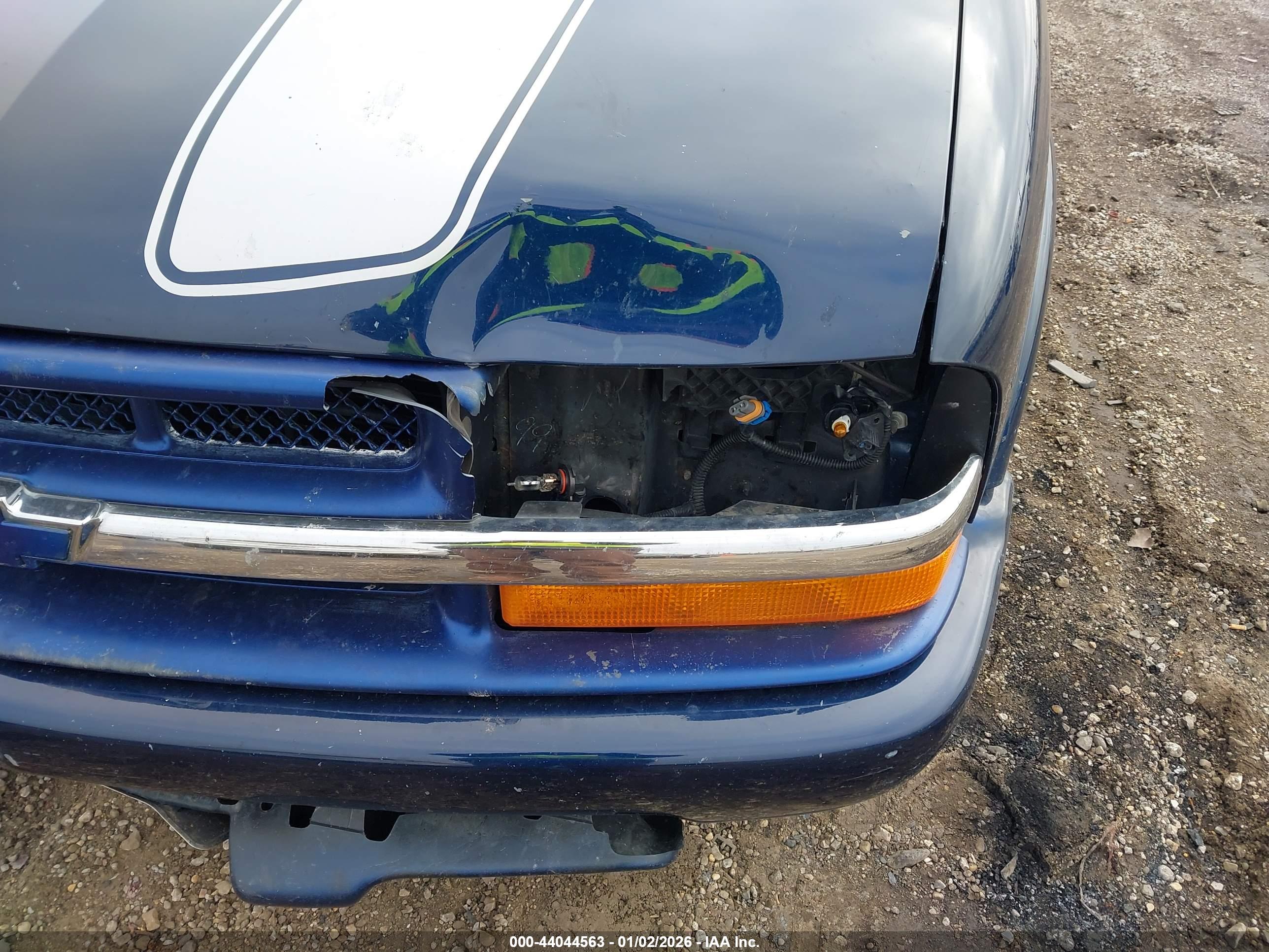 CHEVROLET S-10 image 6