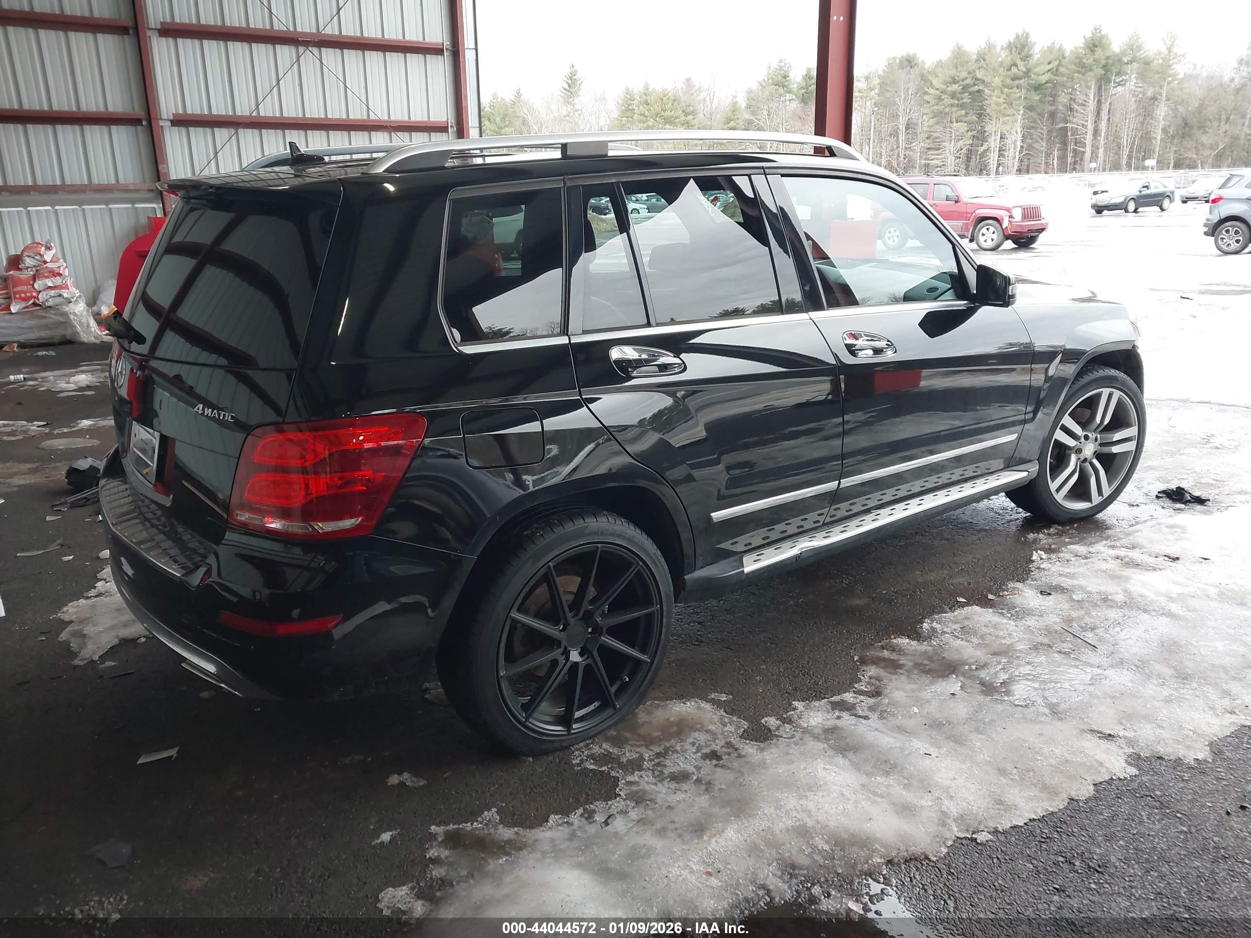 MERCEDES-BENZ GLK image 4