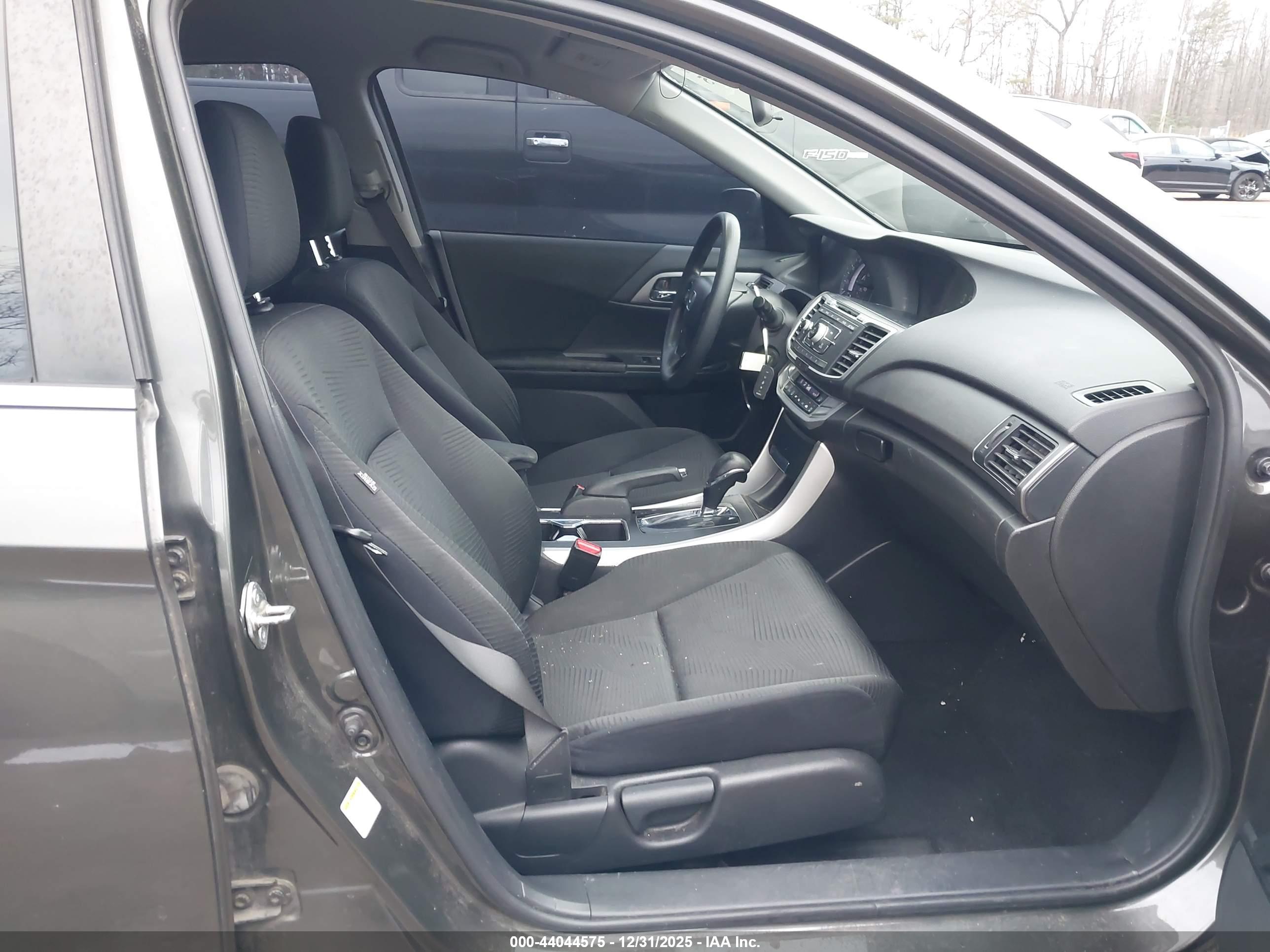 HONDA ACCORD image 5