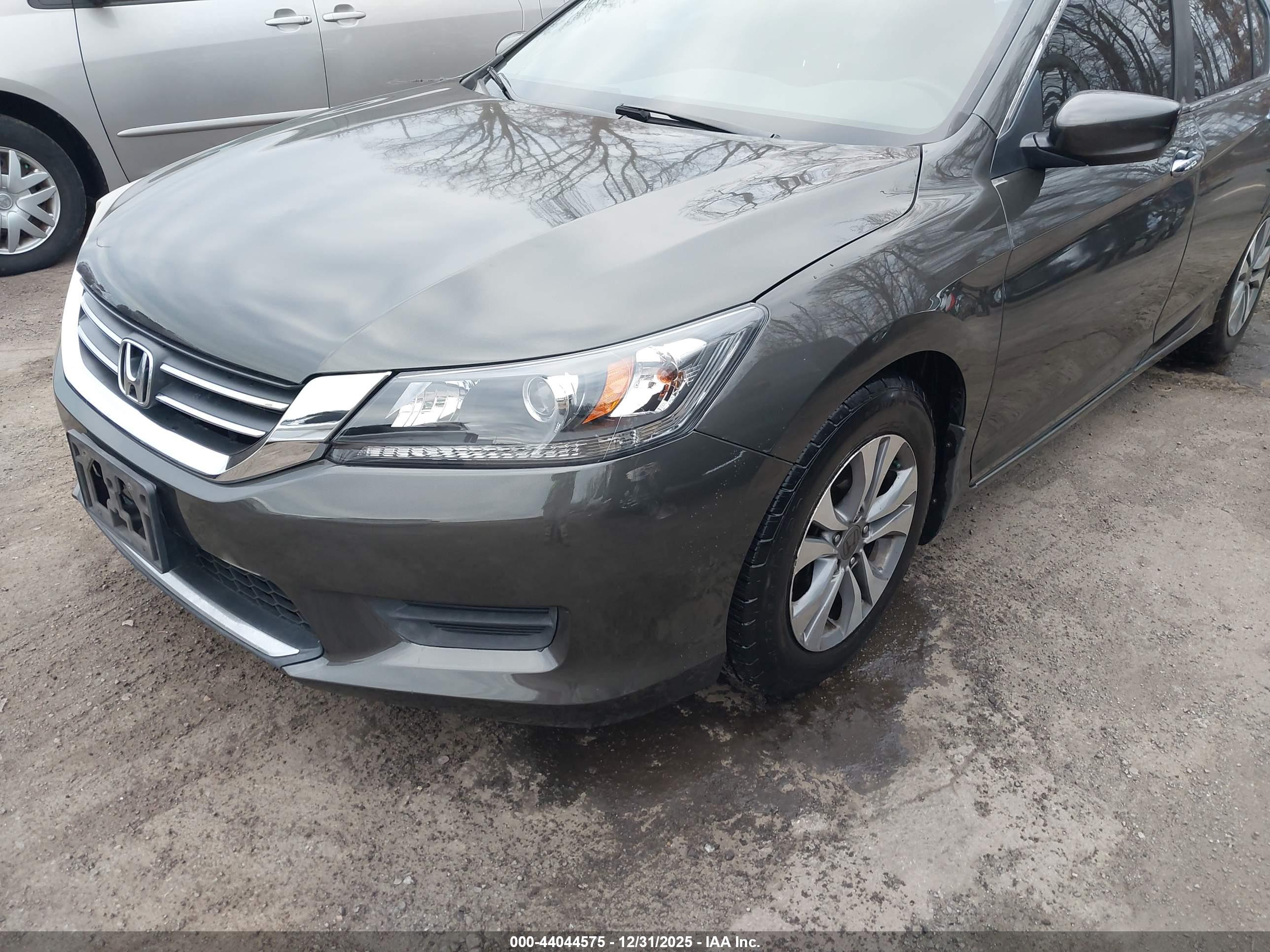 HONDA ACCORD image 6