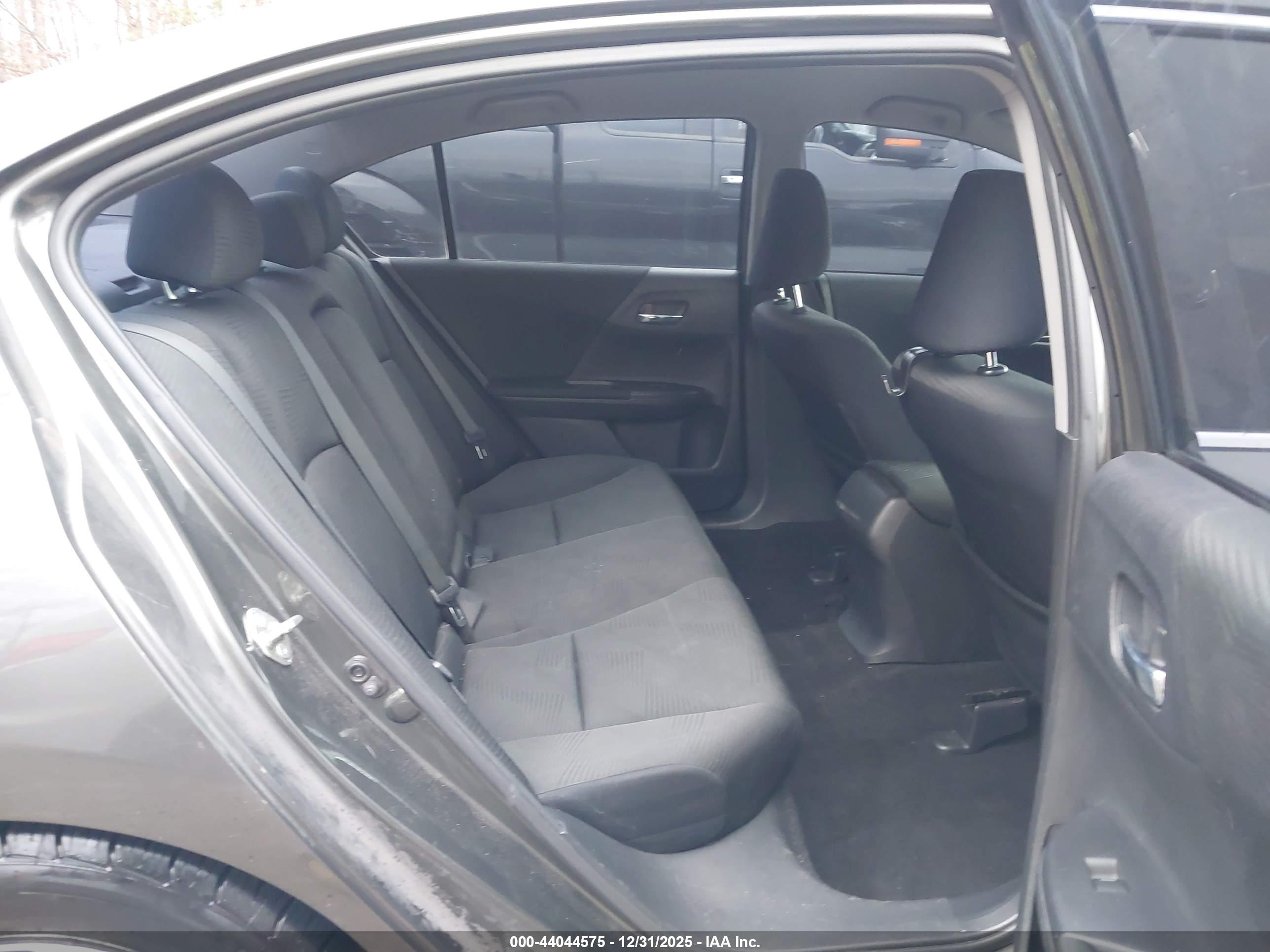 HONDA ACCORD image 8