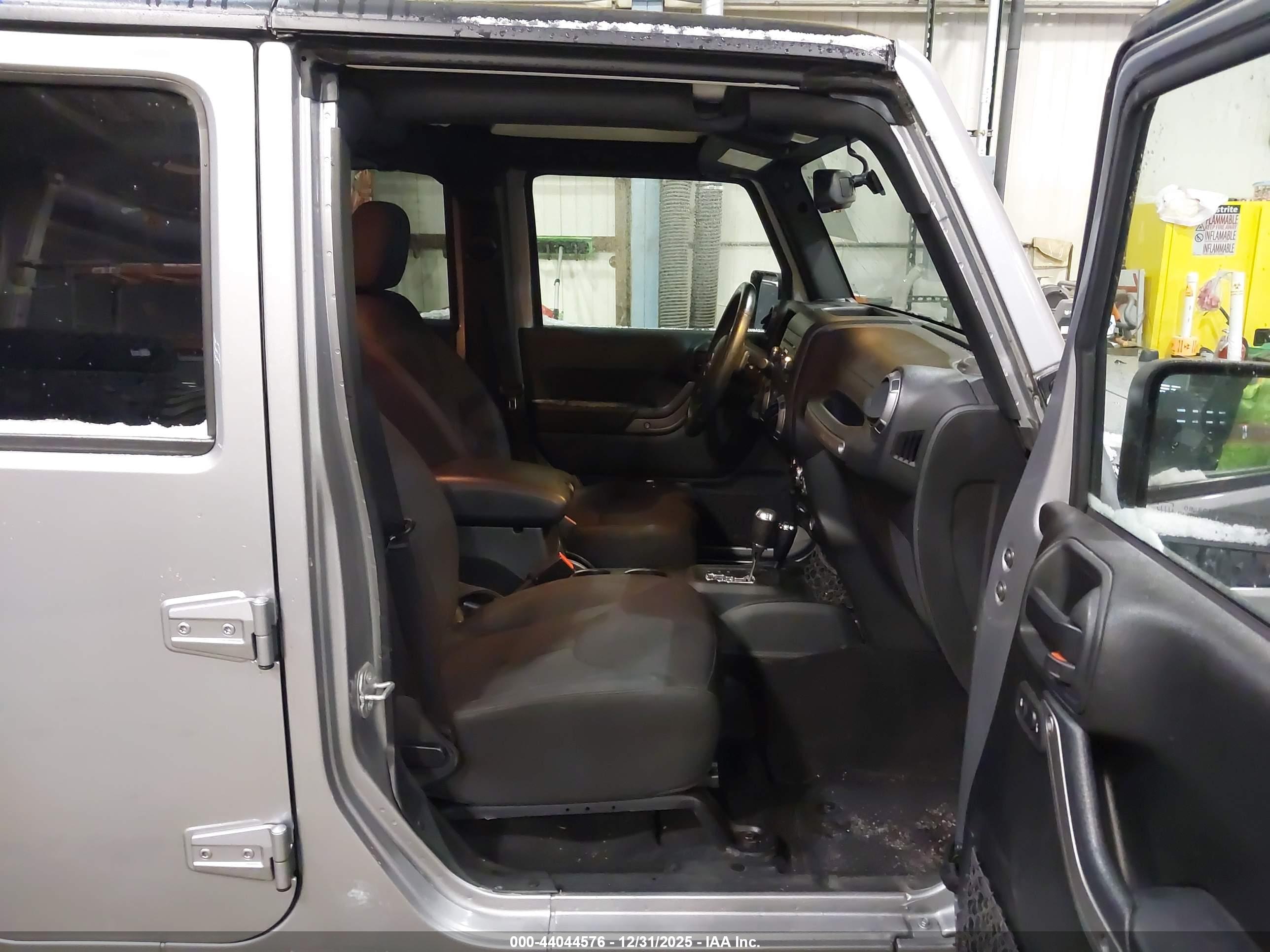 JEEP WRANGLER image 5