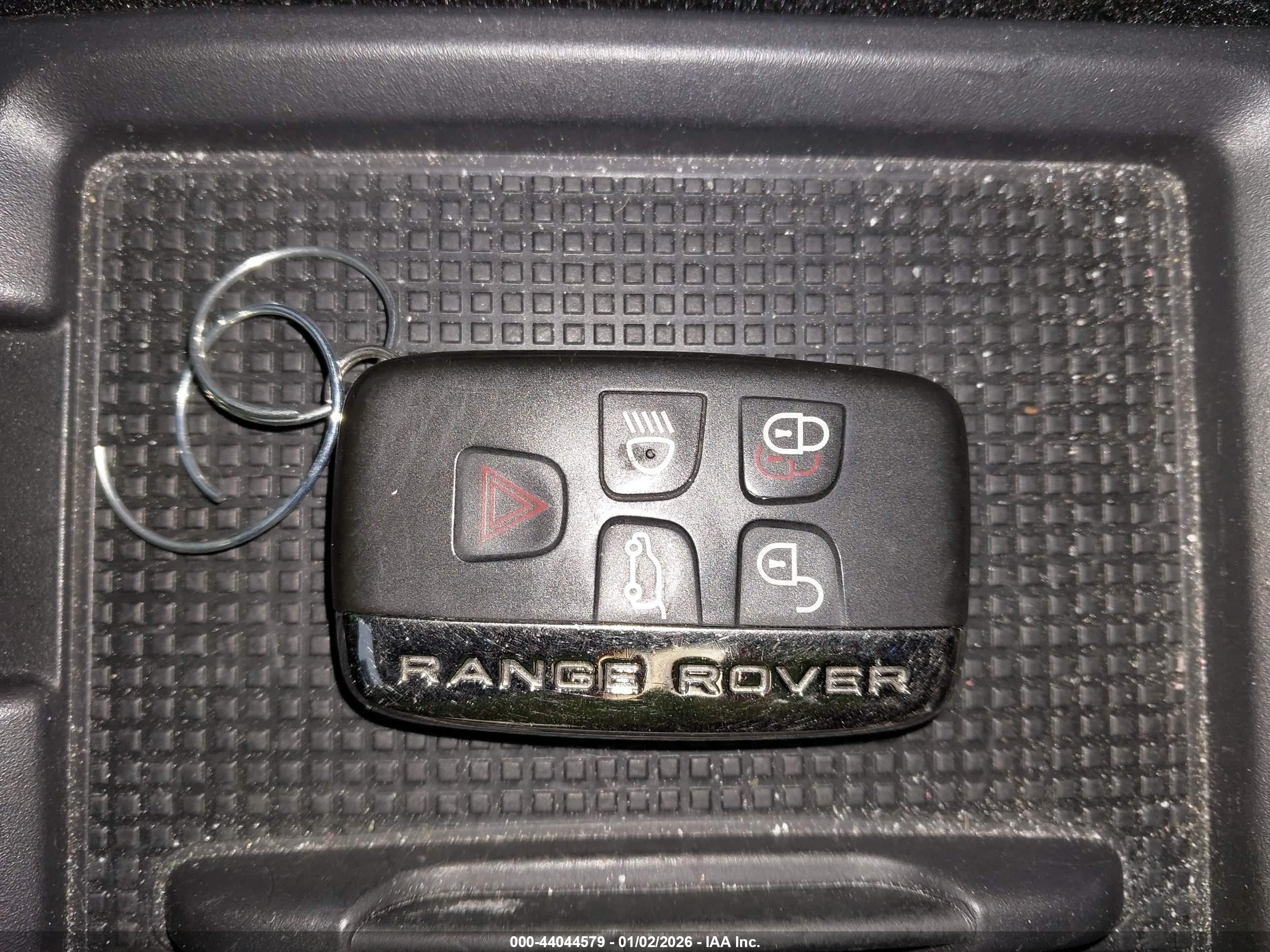 LAND ROVER image 11