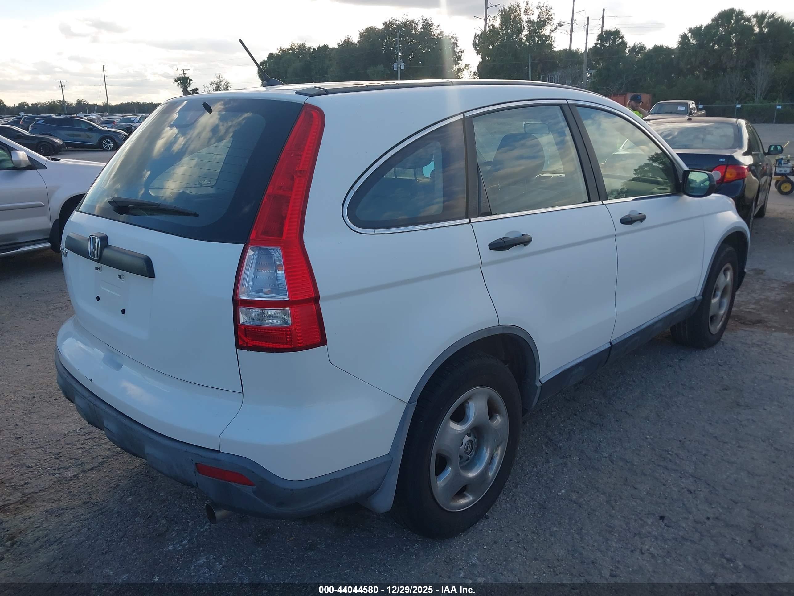 HONDA CR-V image 4