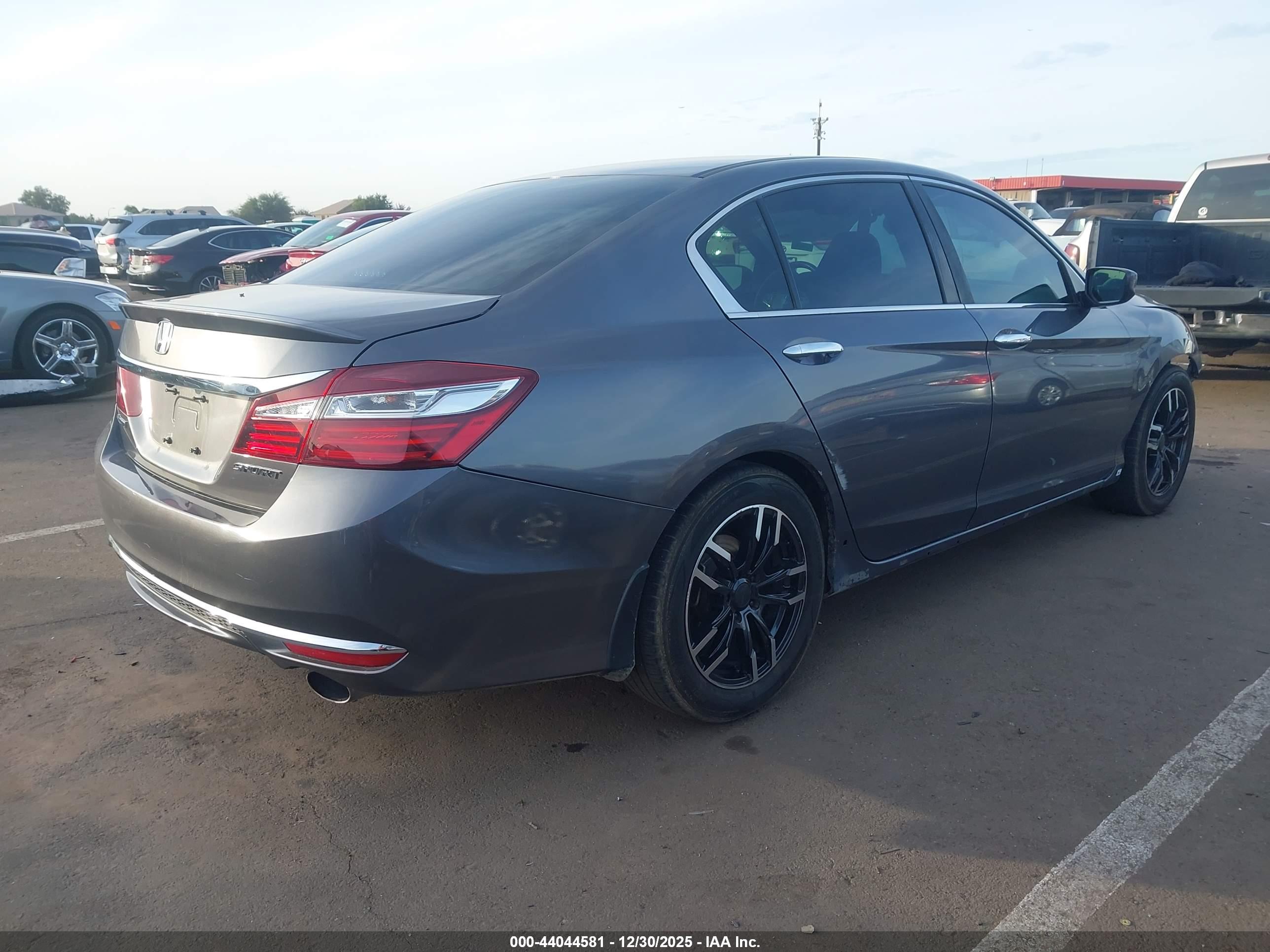 HONDA ACCORD image 4