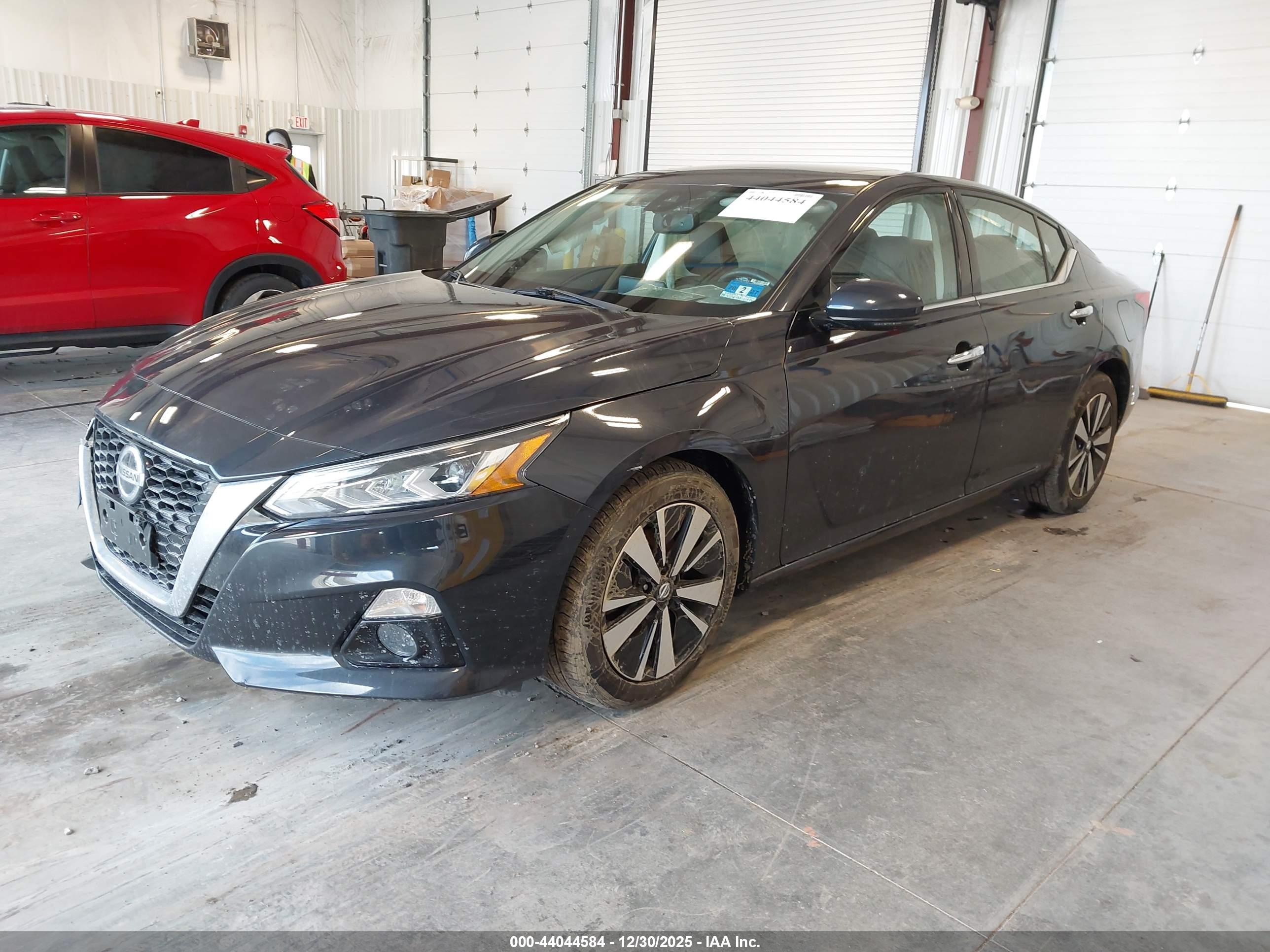 NISSAN ALTIMA image 2