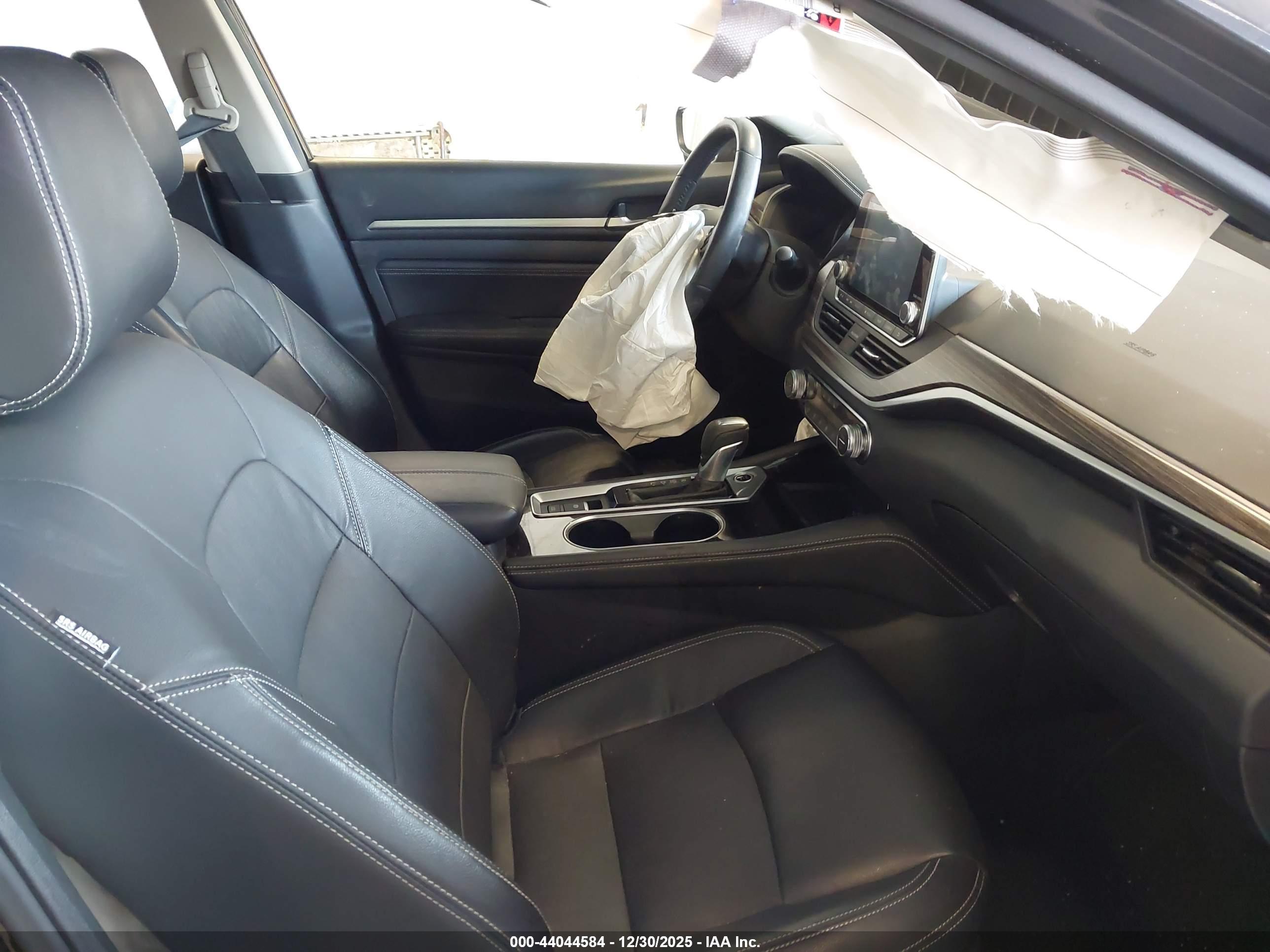 NISSAN ALTIMA image 5