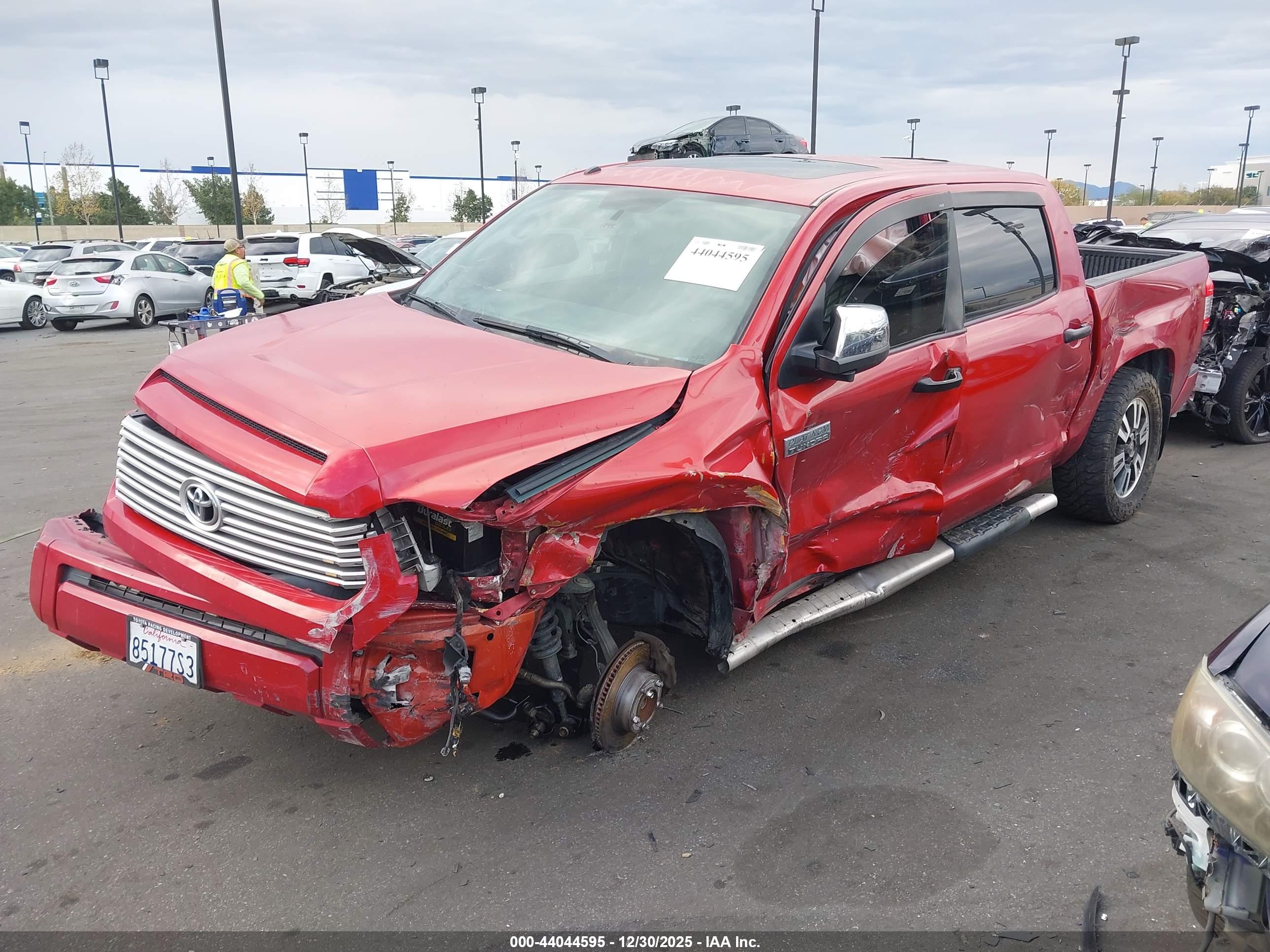 TOYOTA TUNDRA image 2