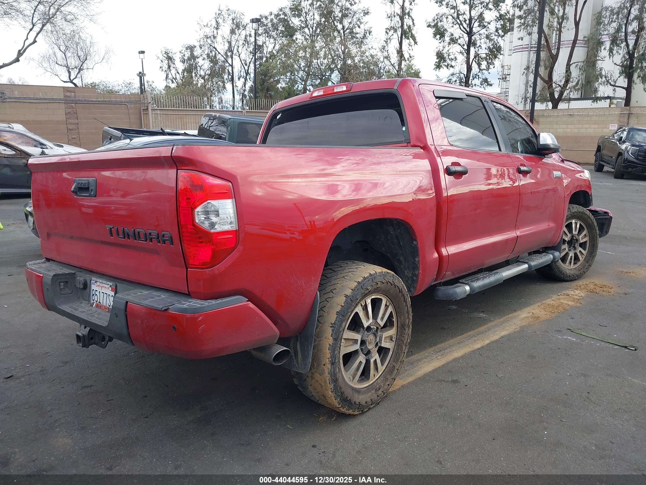TOYOTA TUNDRA image 4