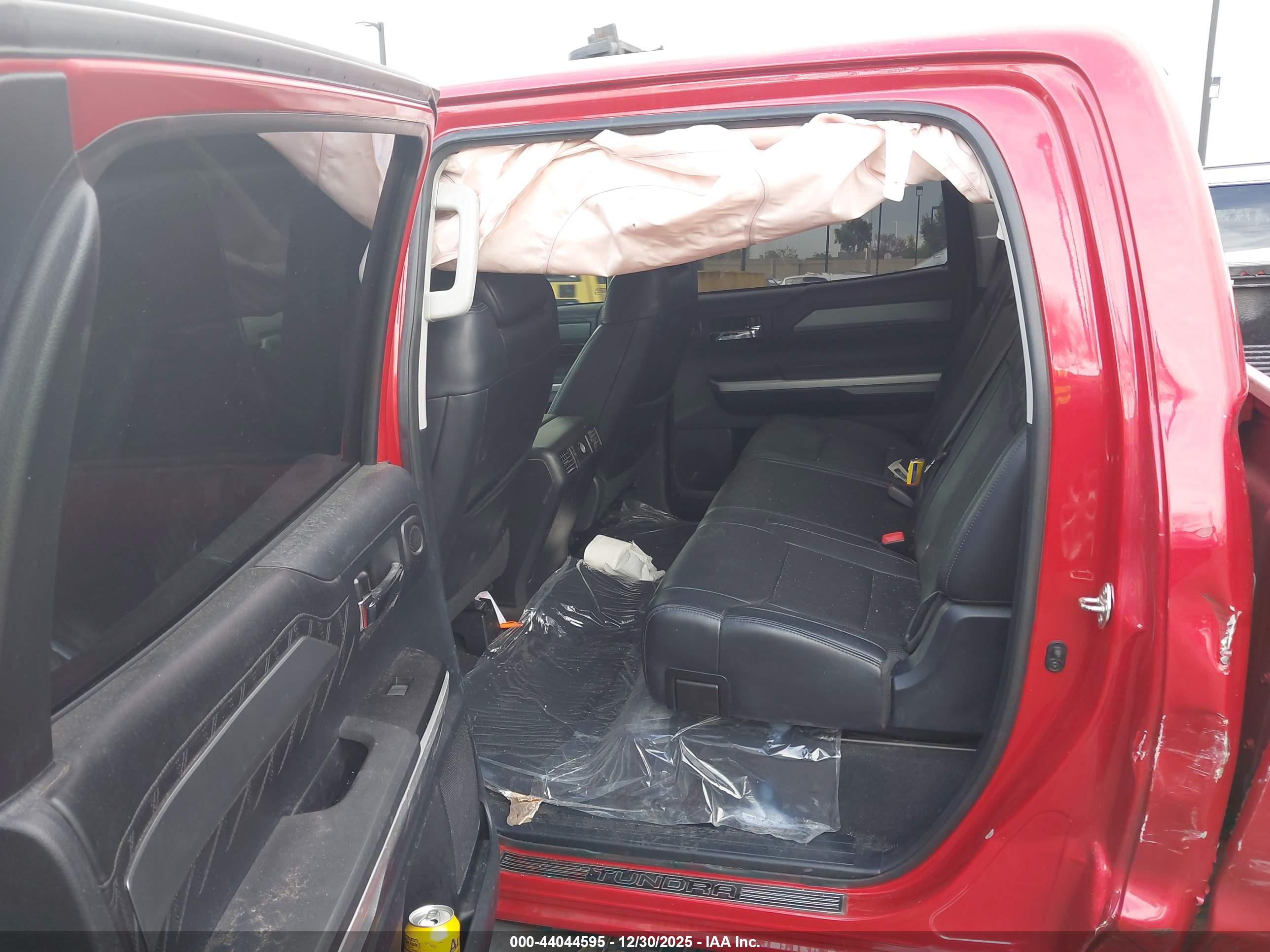 TOYOTA TUNDRA image 8