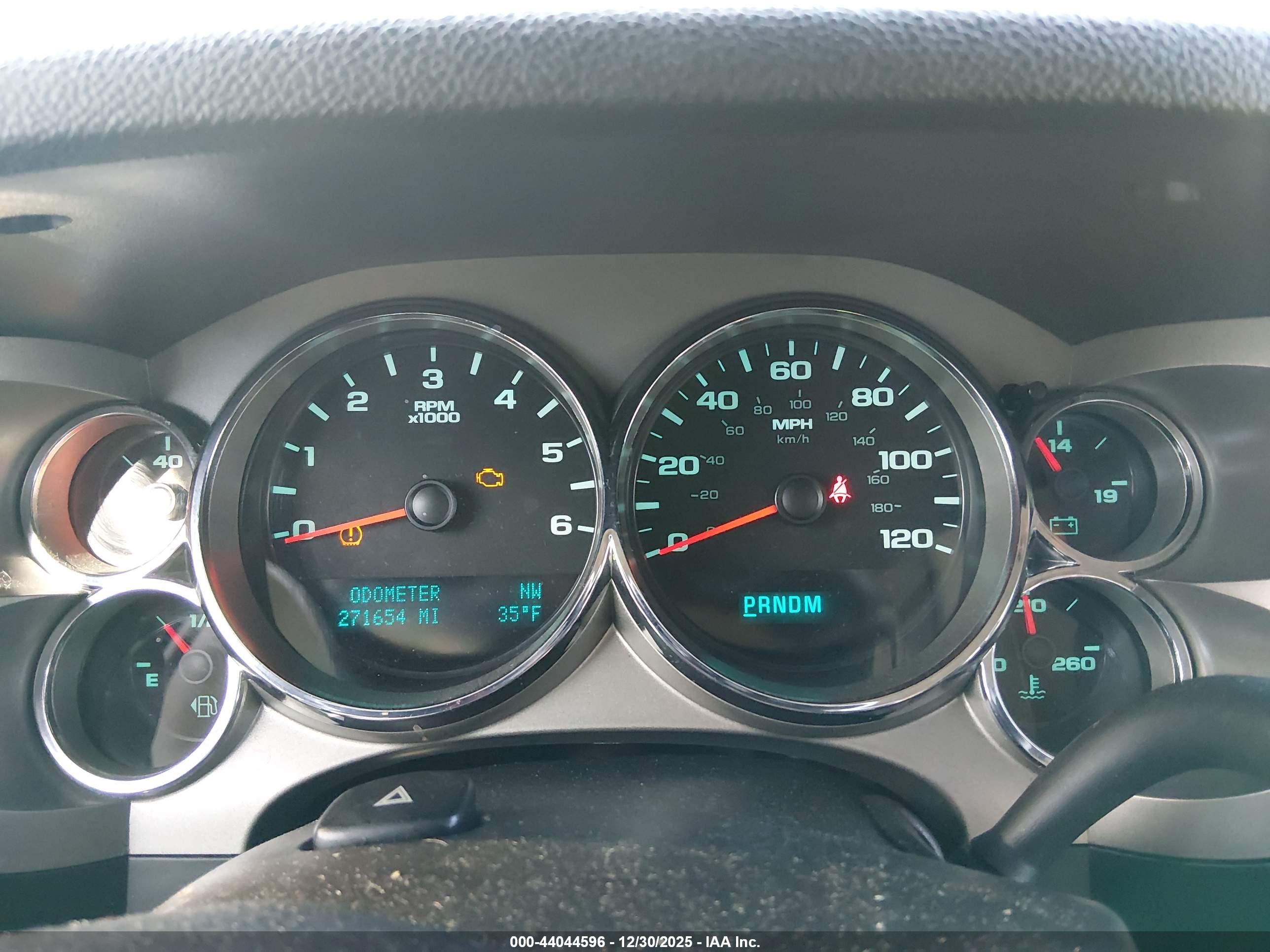 CHEVROLET SILVERADO image 7