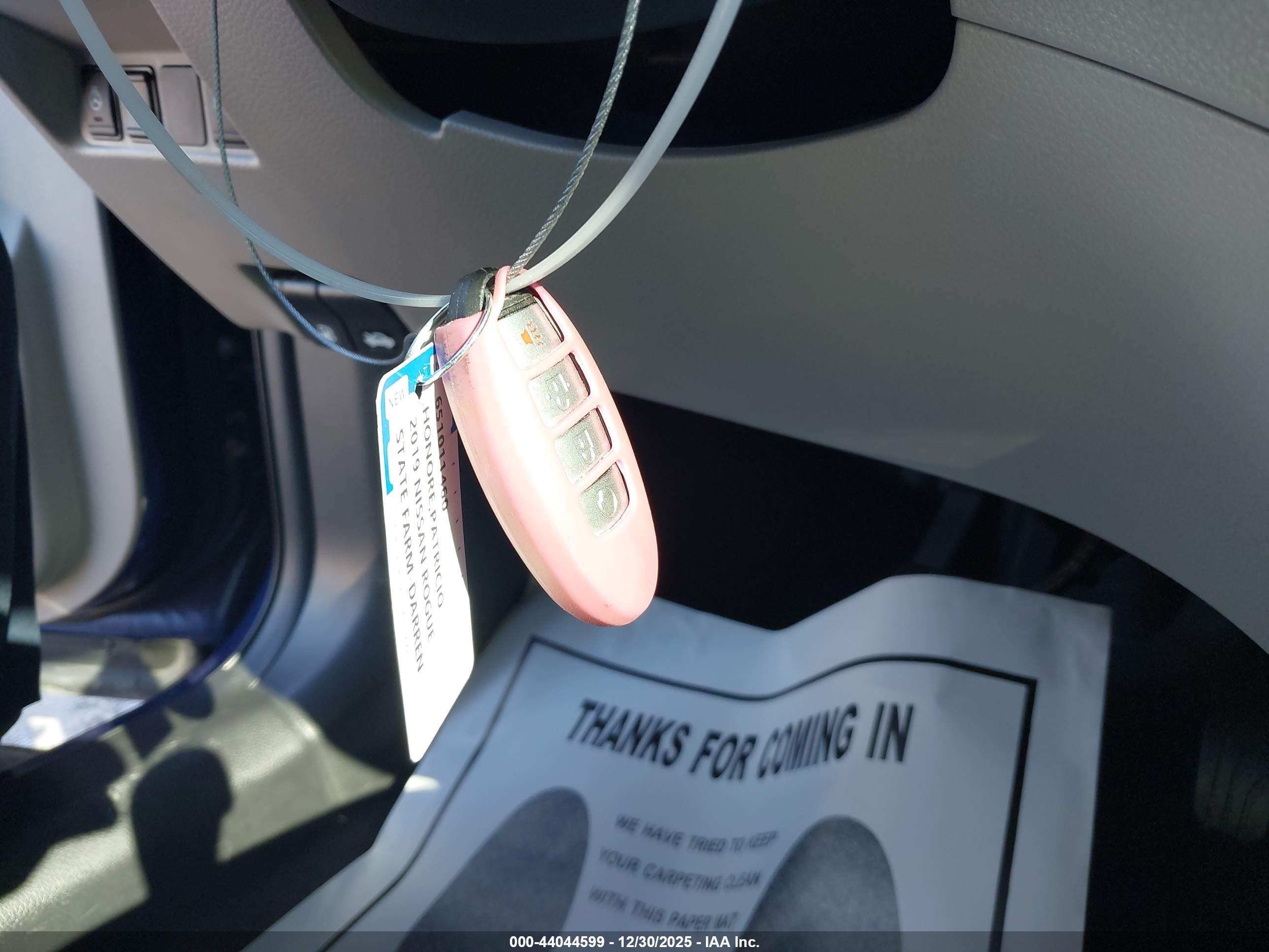 NISSAN ROGUE image 11