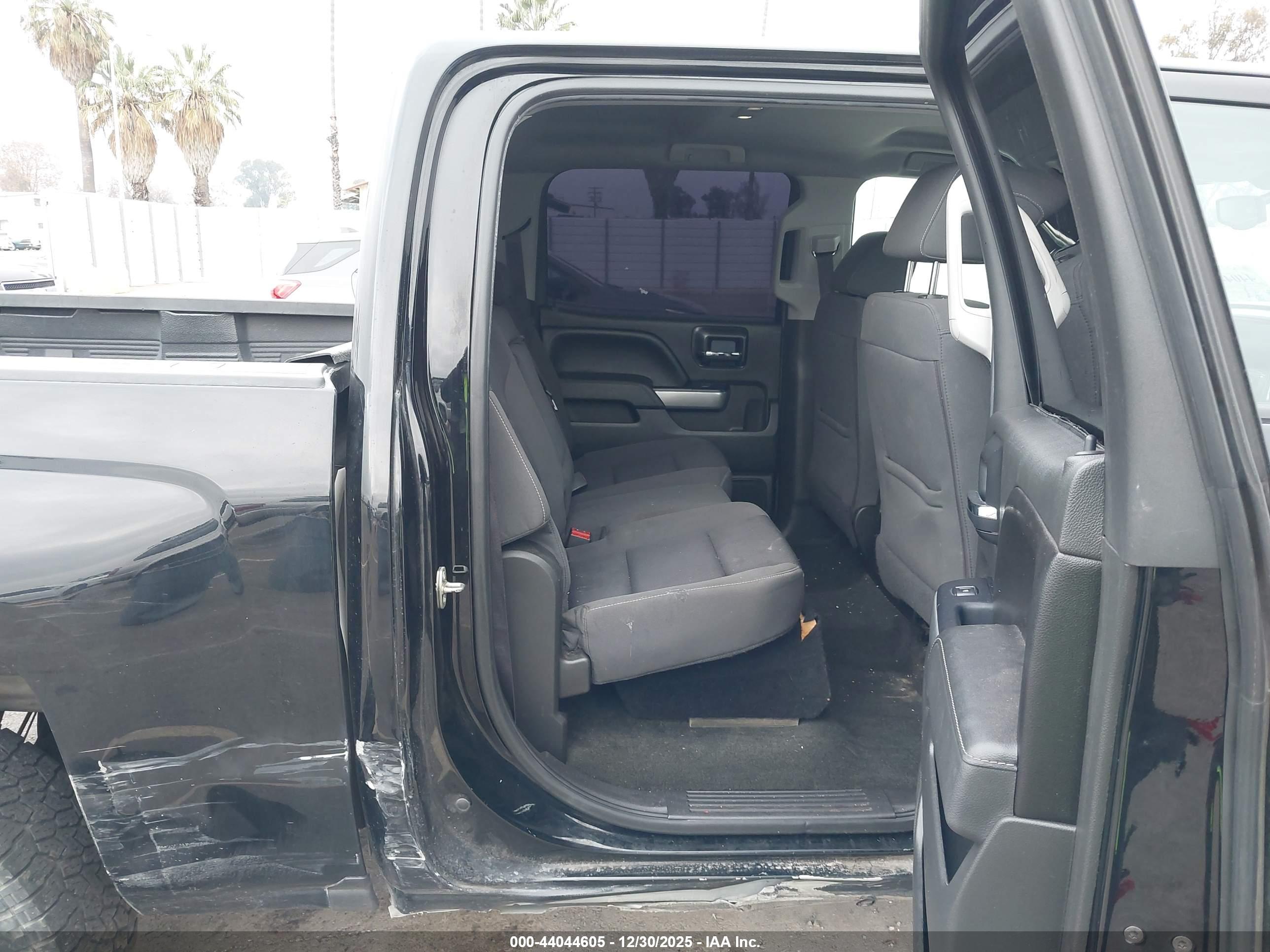 CHEVROLET SILVERADO image 8