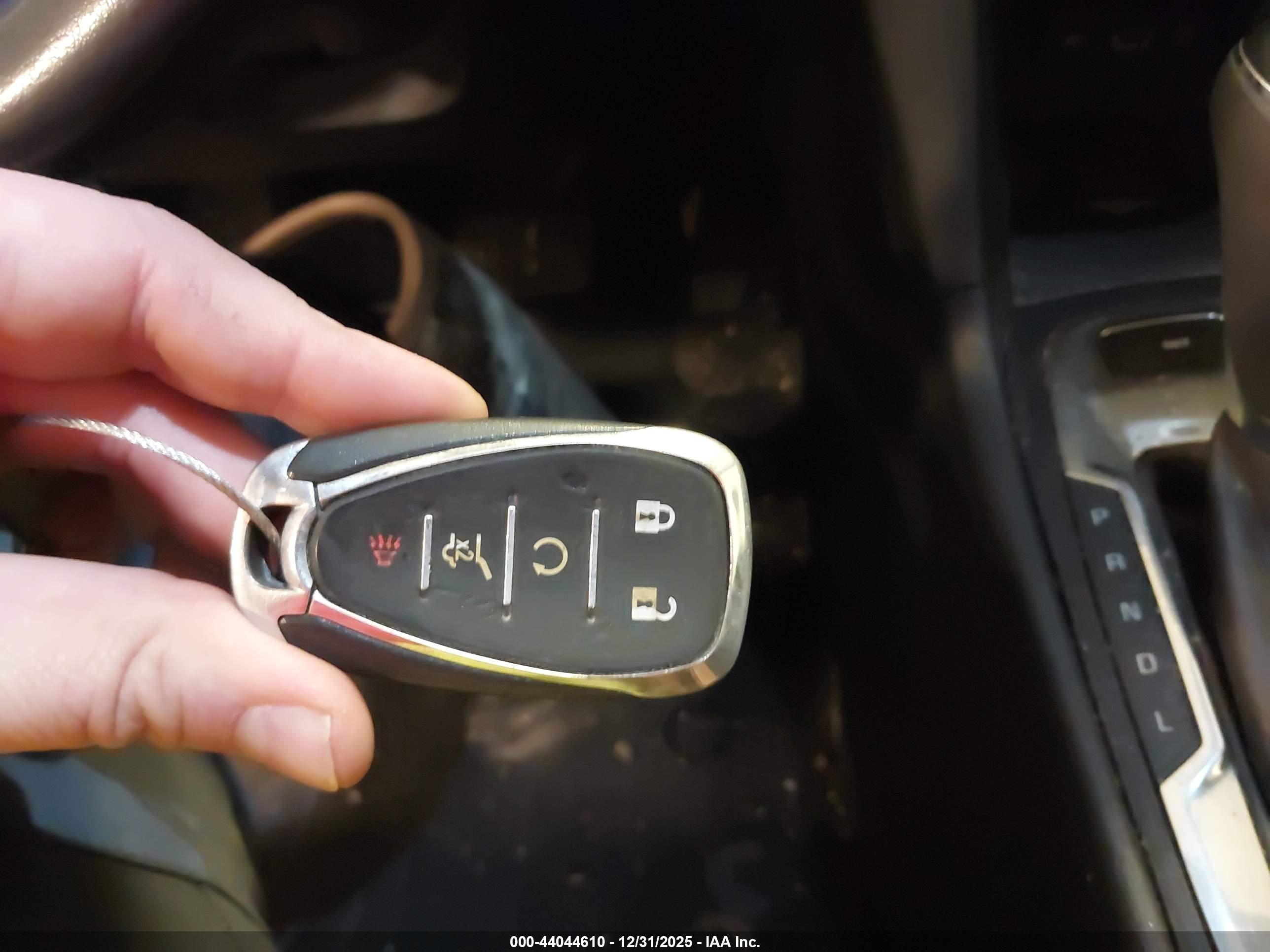 CHEVROLET EQUINOX image 11