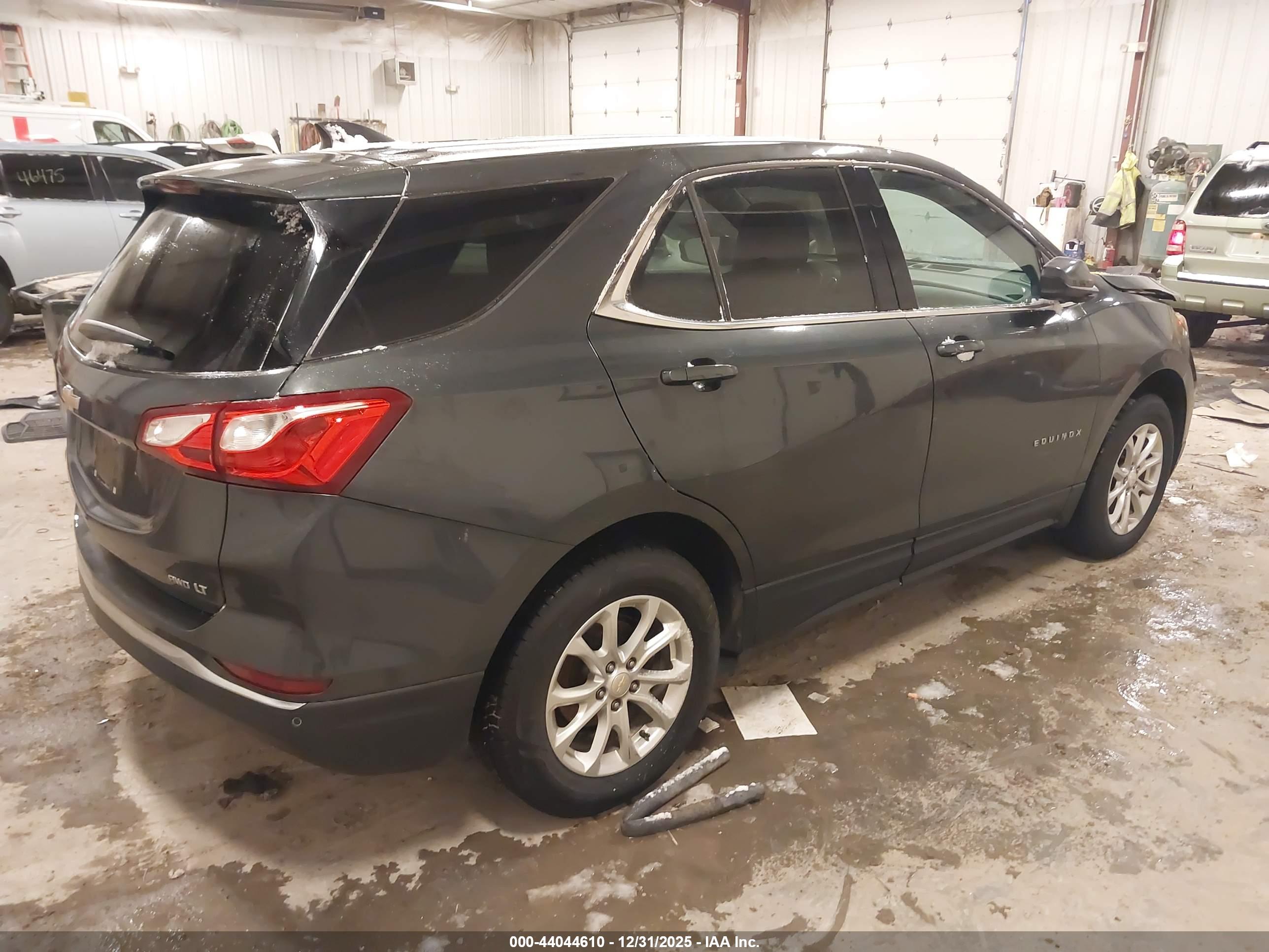 CHEVROLET EQUINOX image 4