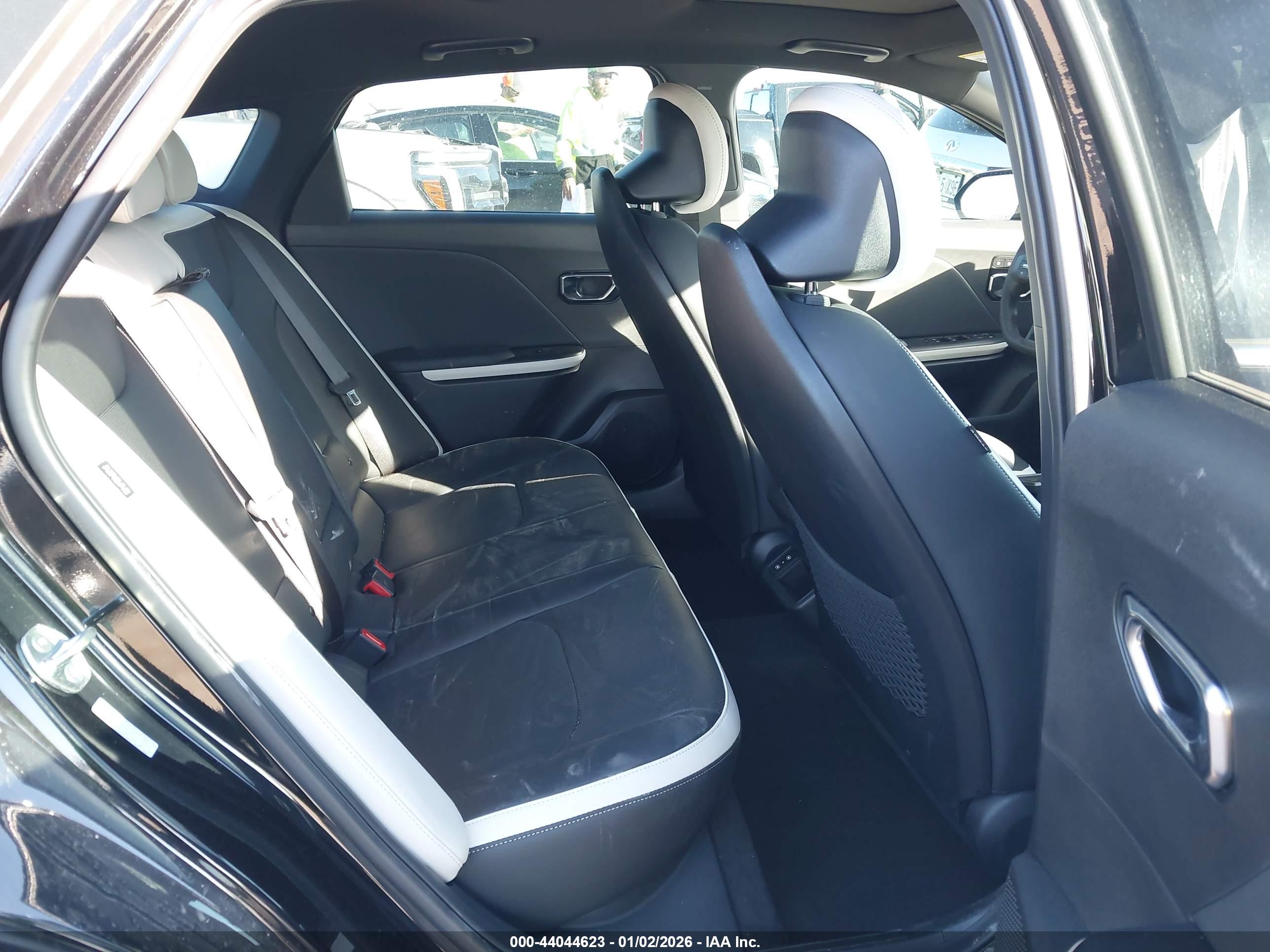 KIA K4 image 8