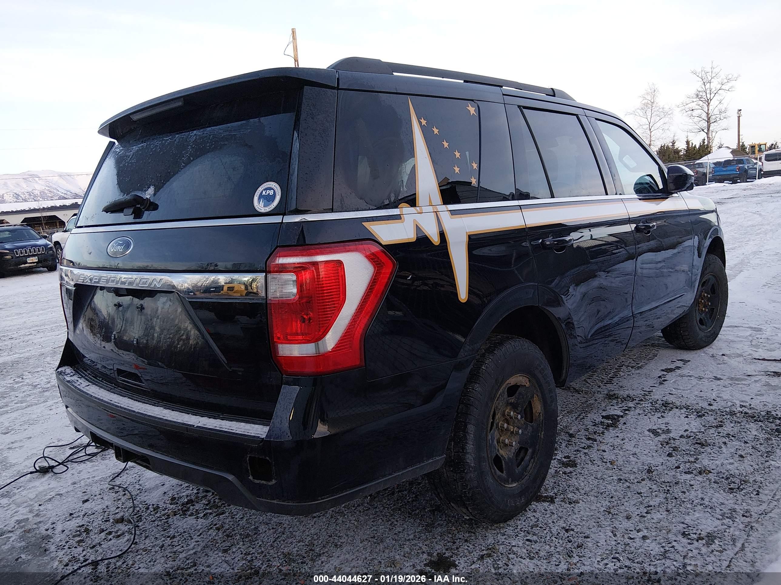 FORD EXPEDITION image 4