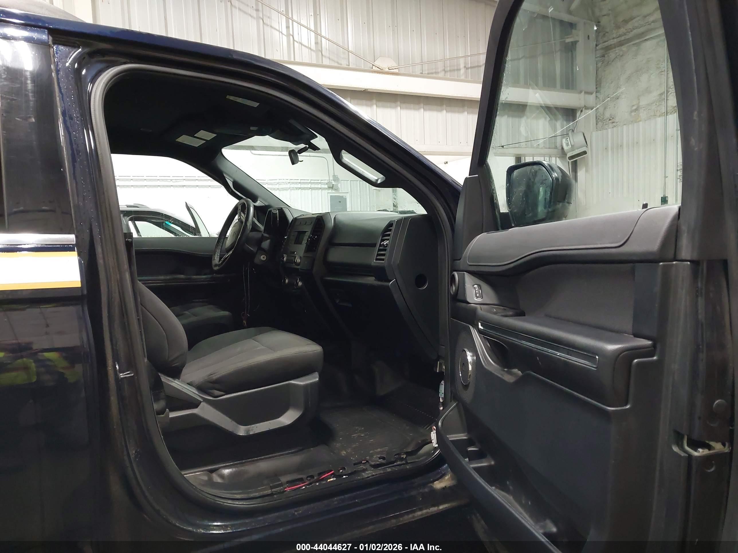 FORD EXPEDITION image 5