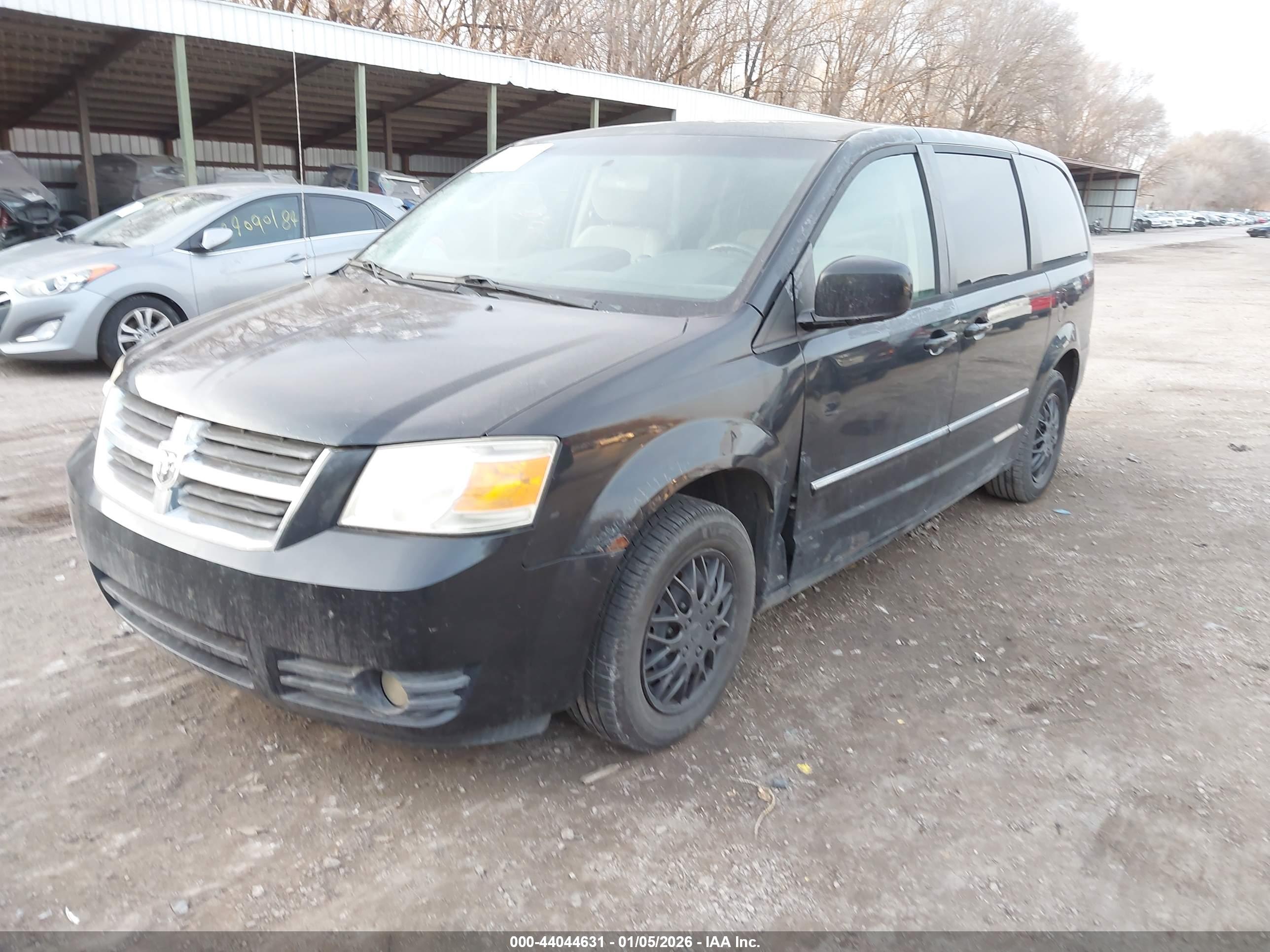 DODGE GRAND image 2