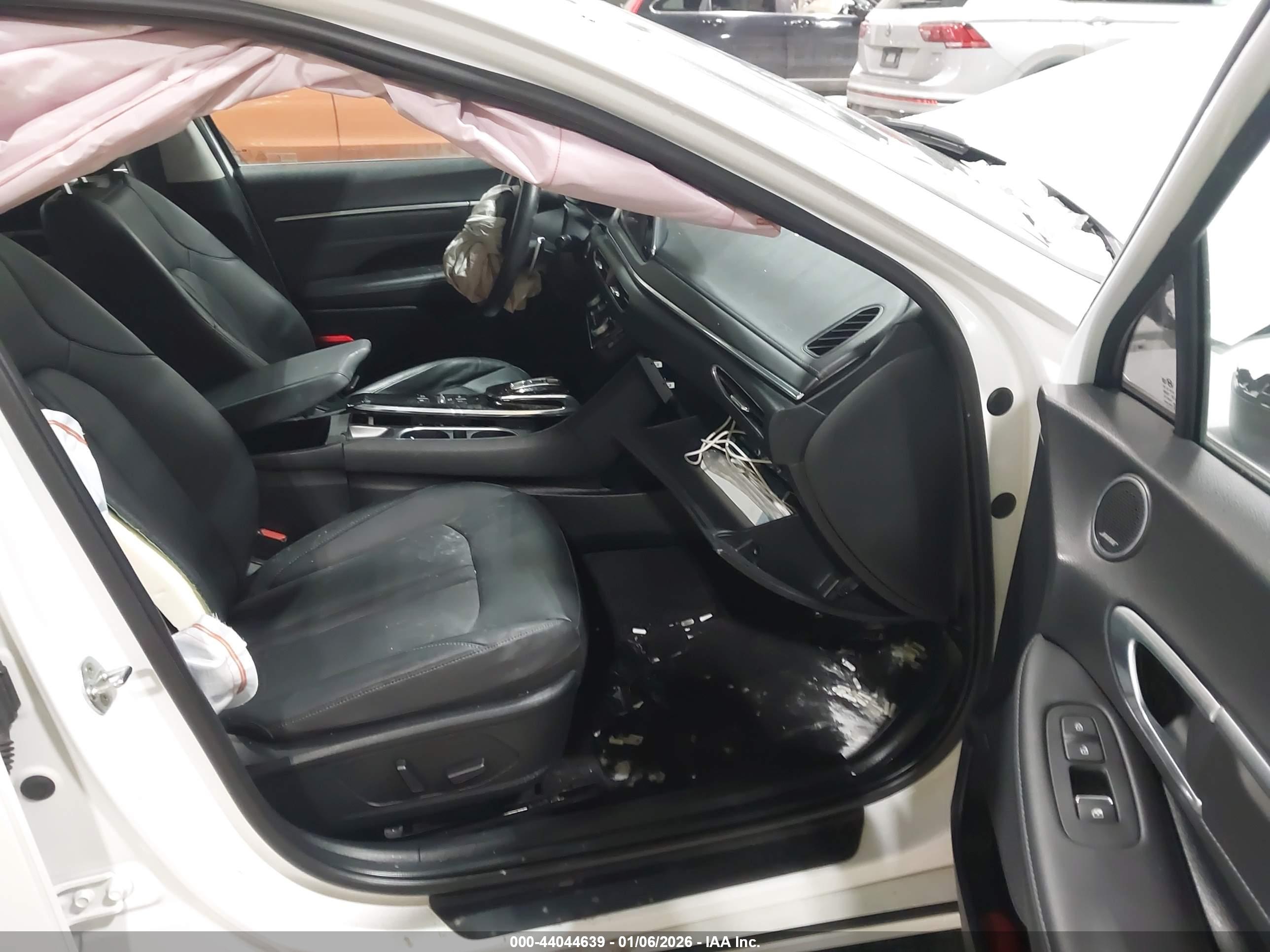 HYUNDAI SONATA image 5