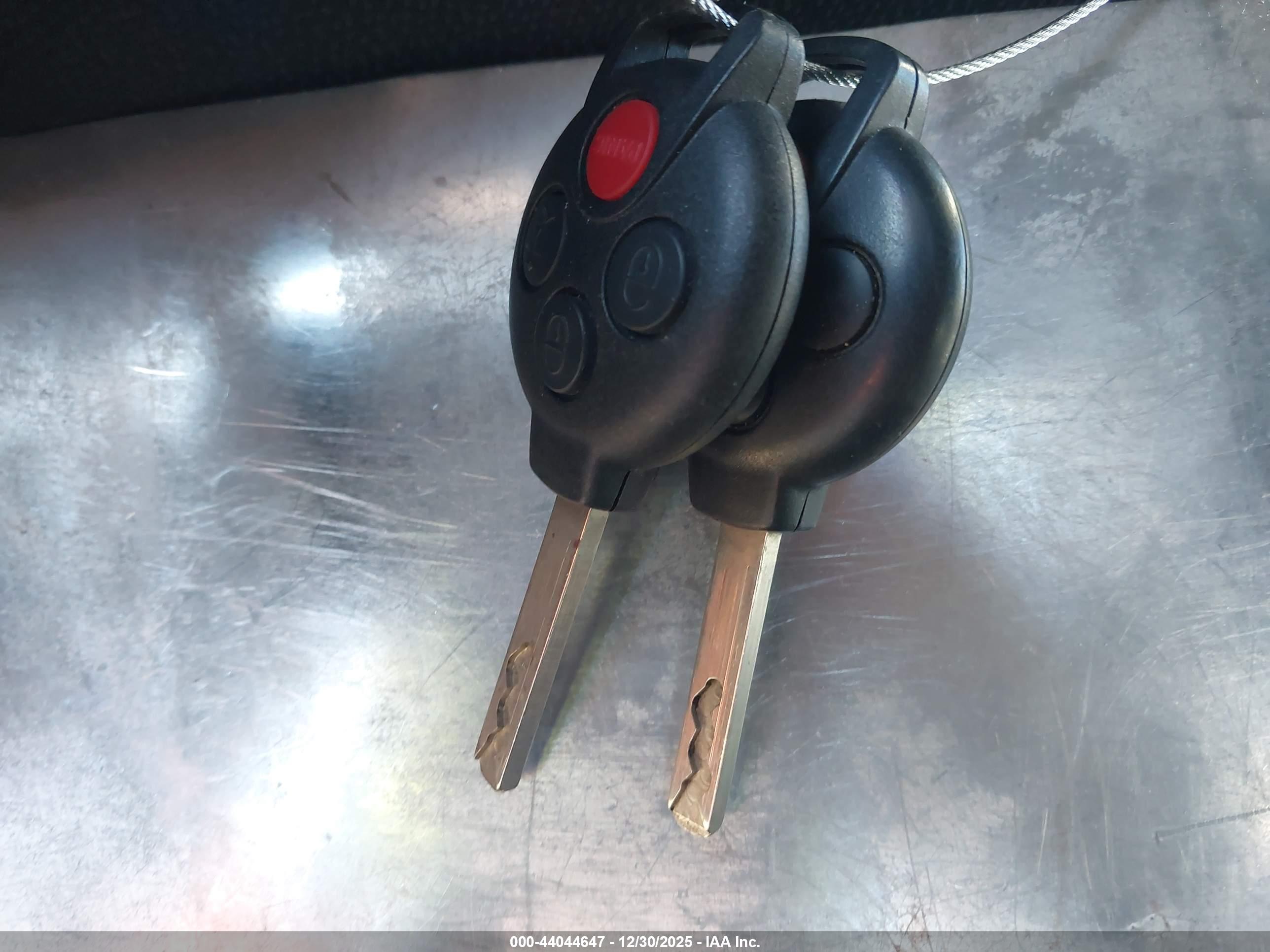 SMART FORTWO image 11