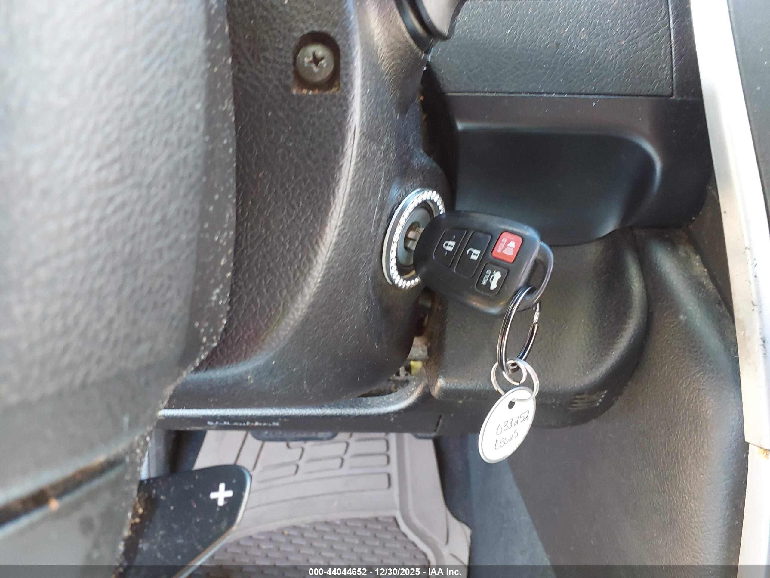 TOYOTA CAMRY image 11