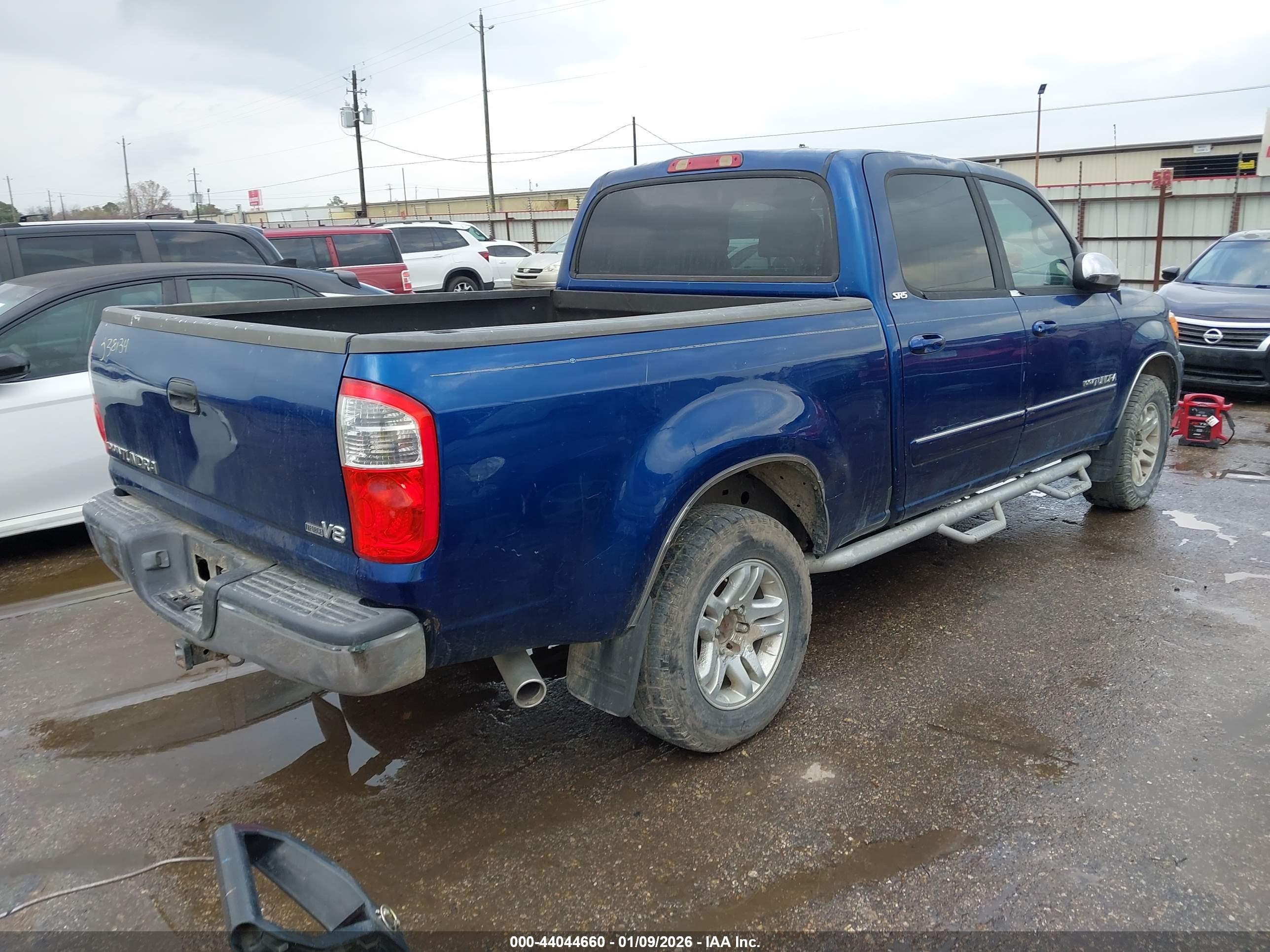 TOYOTA TUNDRA image 4