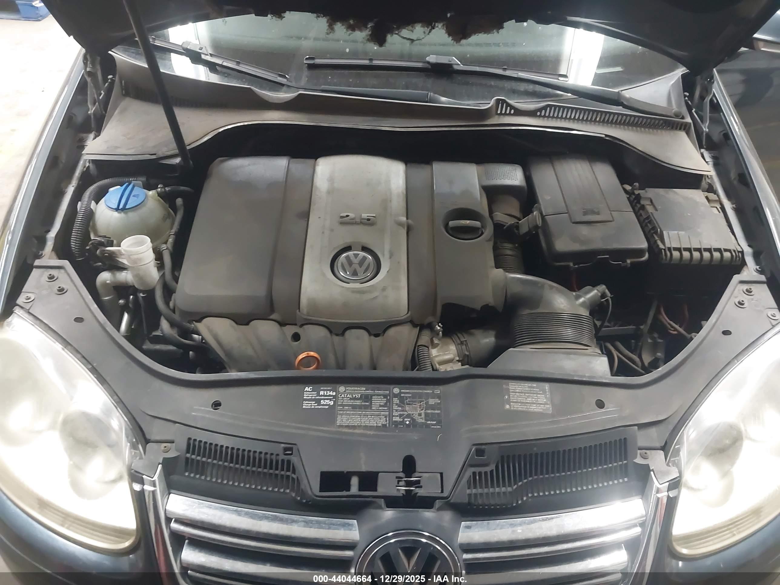 VOLKSWAGEN JETTA image 10