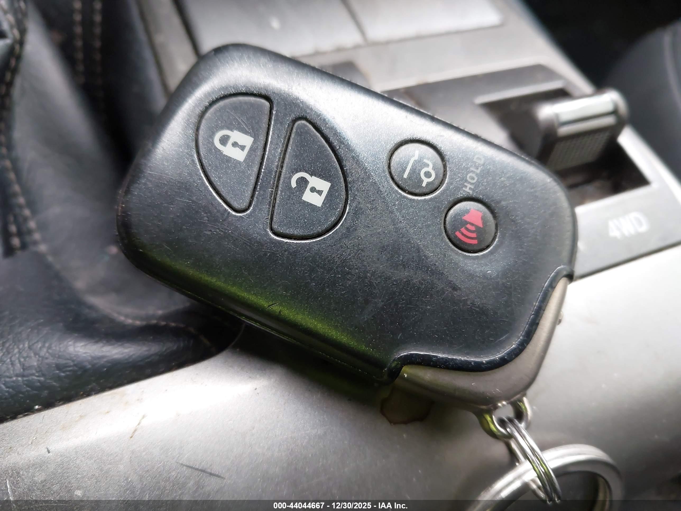 LEXUS GX image 11