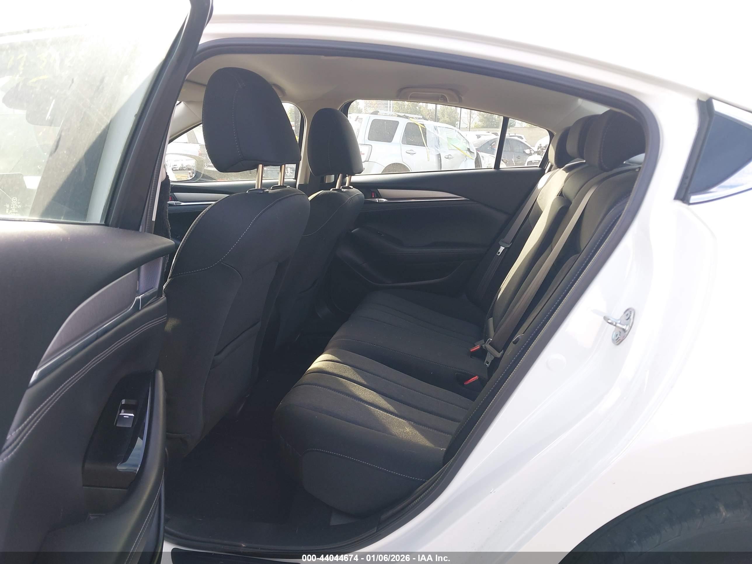 MAZDA MAZDA6 image 8