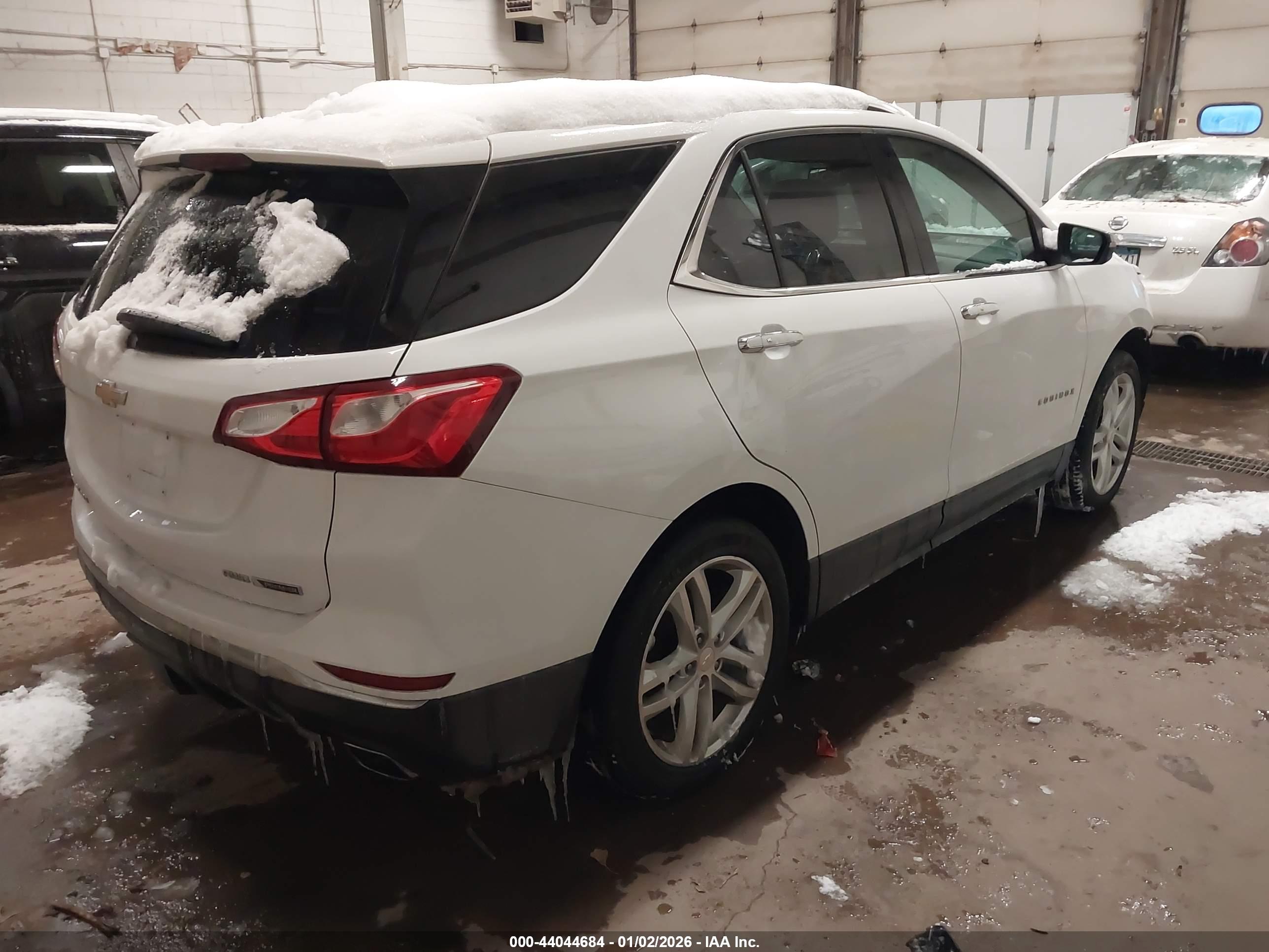 CHEVROLET EQUINOX image 4