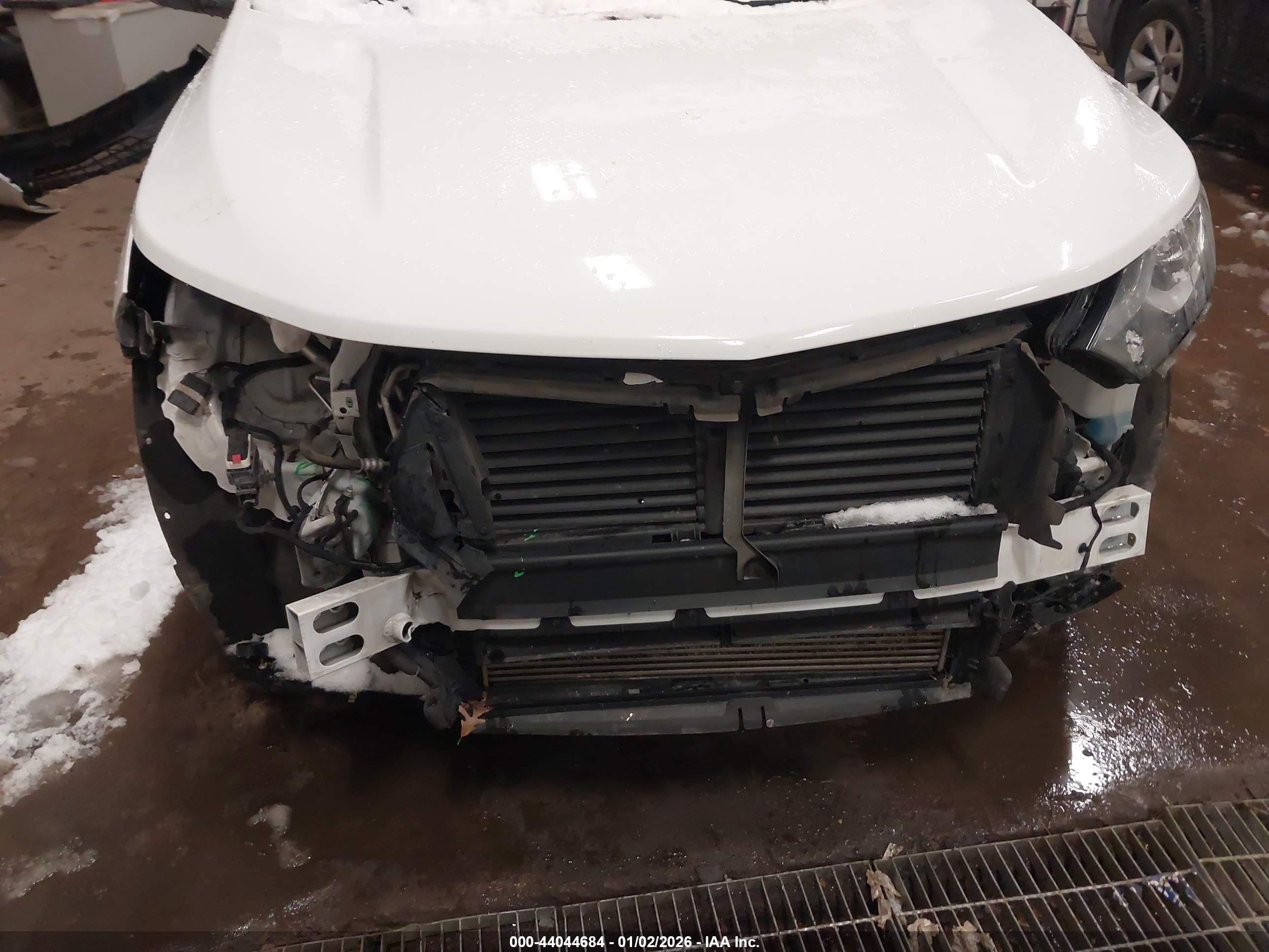 CHEVROLET EQUINOX image 6
