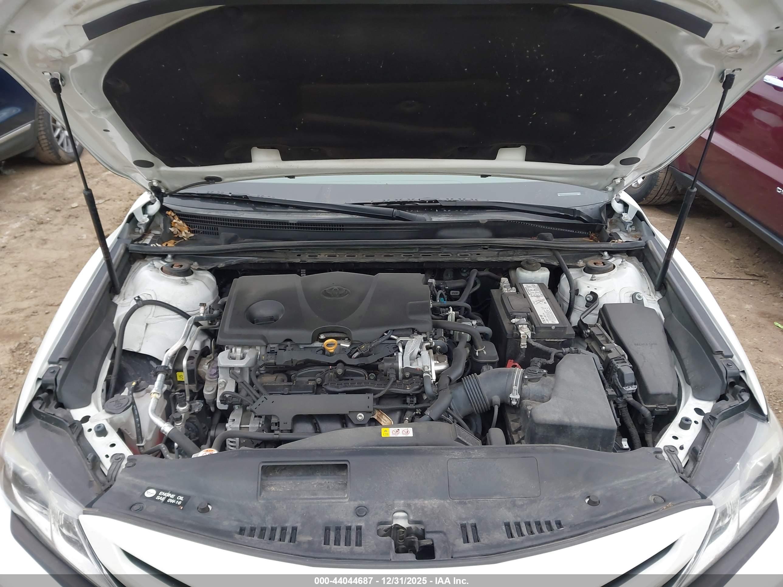 TOYOTA CAMRY image 10