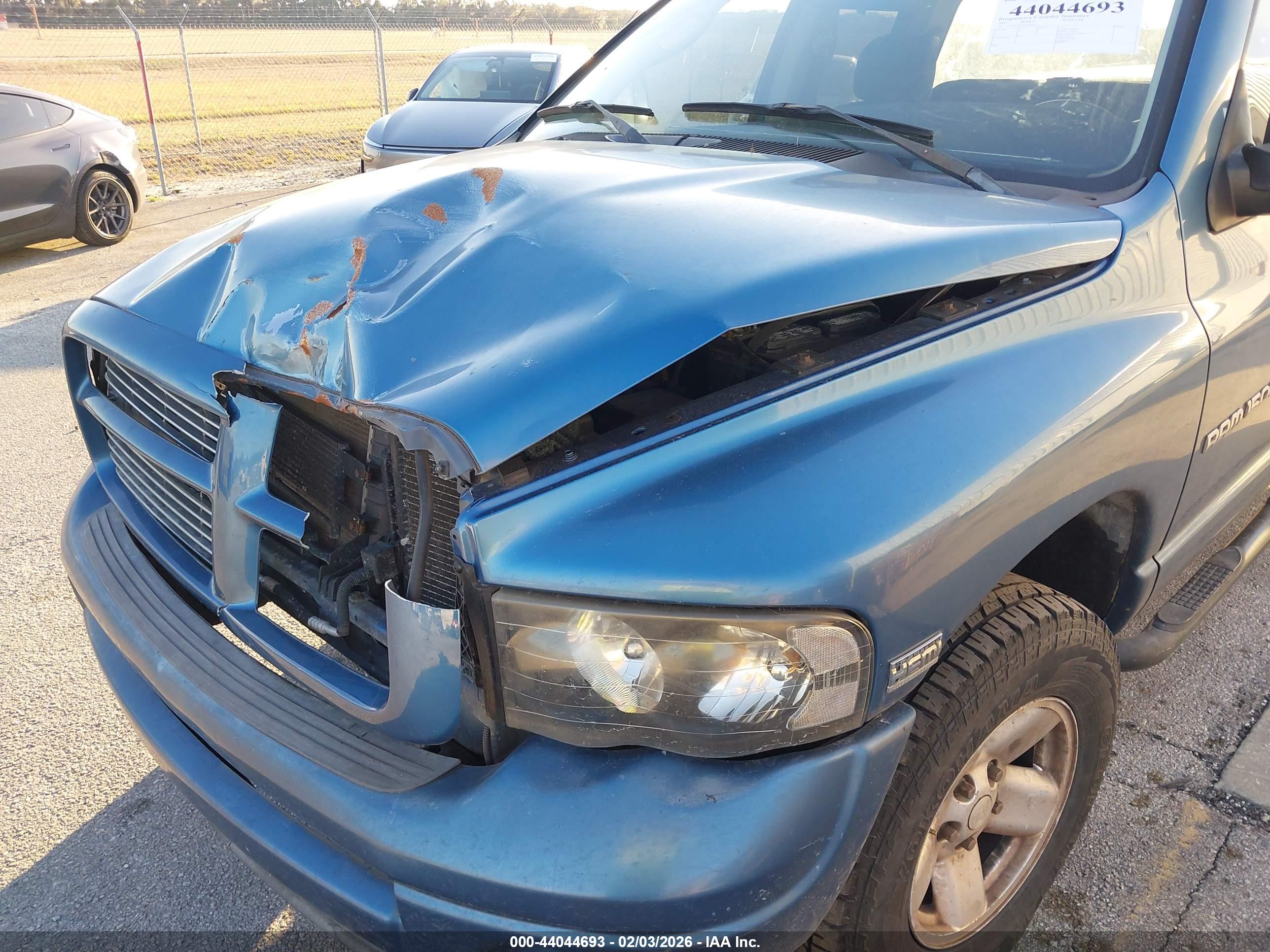 DODGE RAM image 6