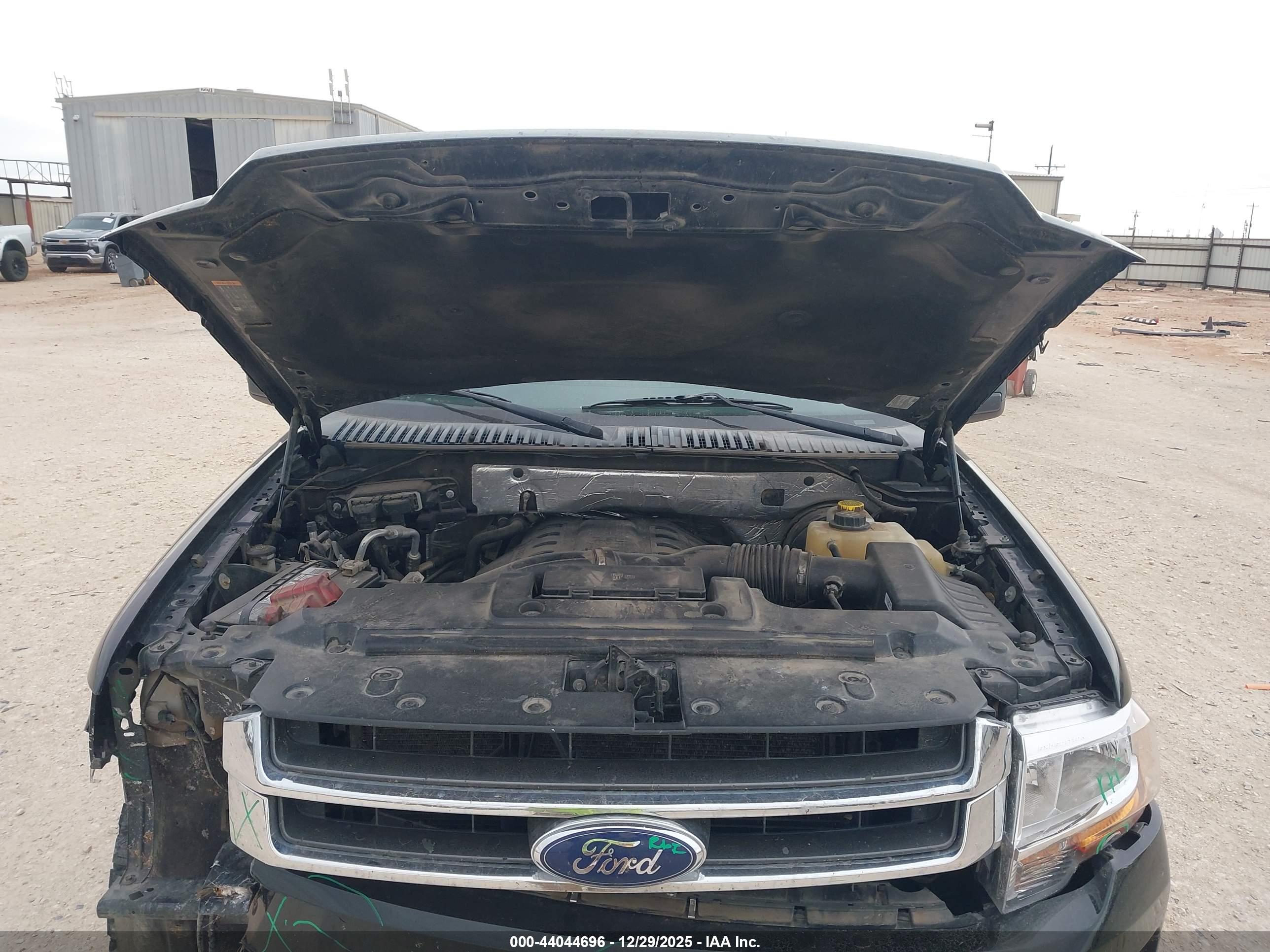 FORD EXPEDITION image 10