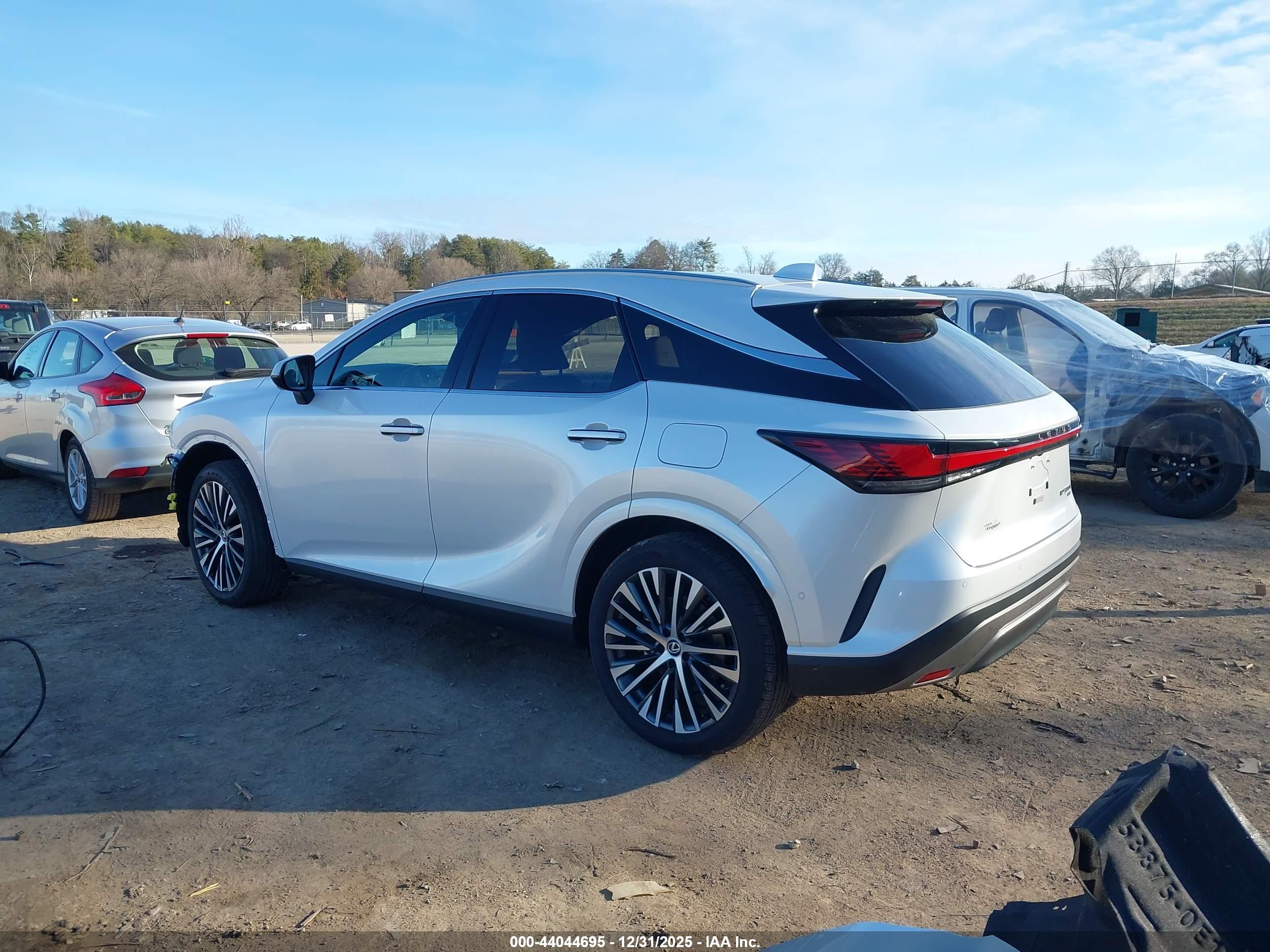 LEXUS RX image 3