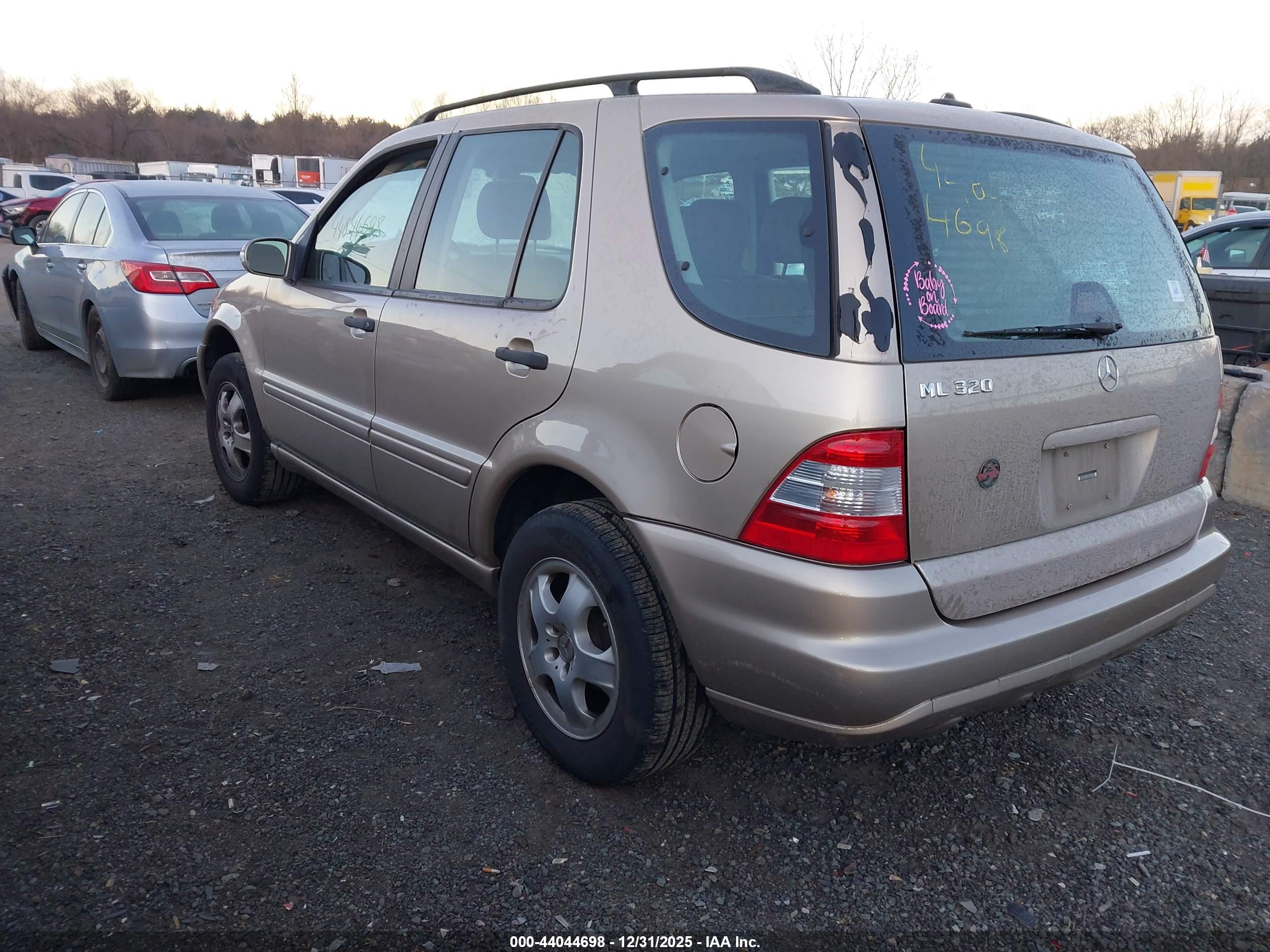 MERCEDES-BENZ ML image 3