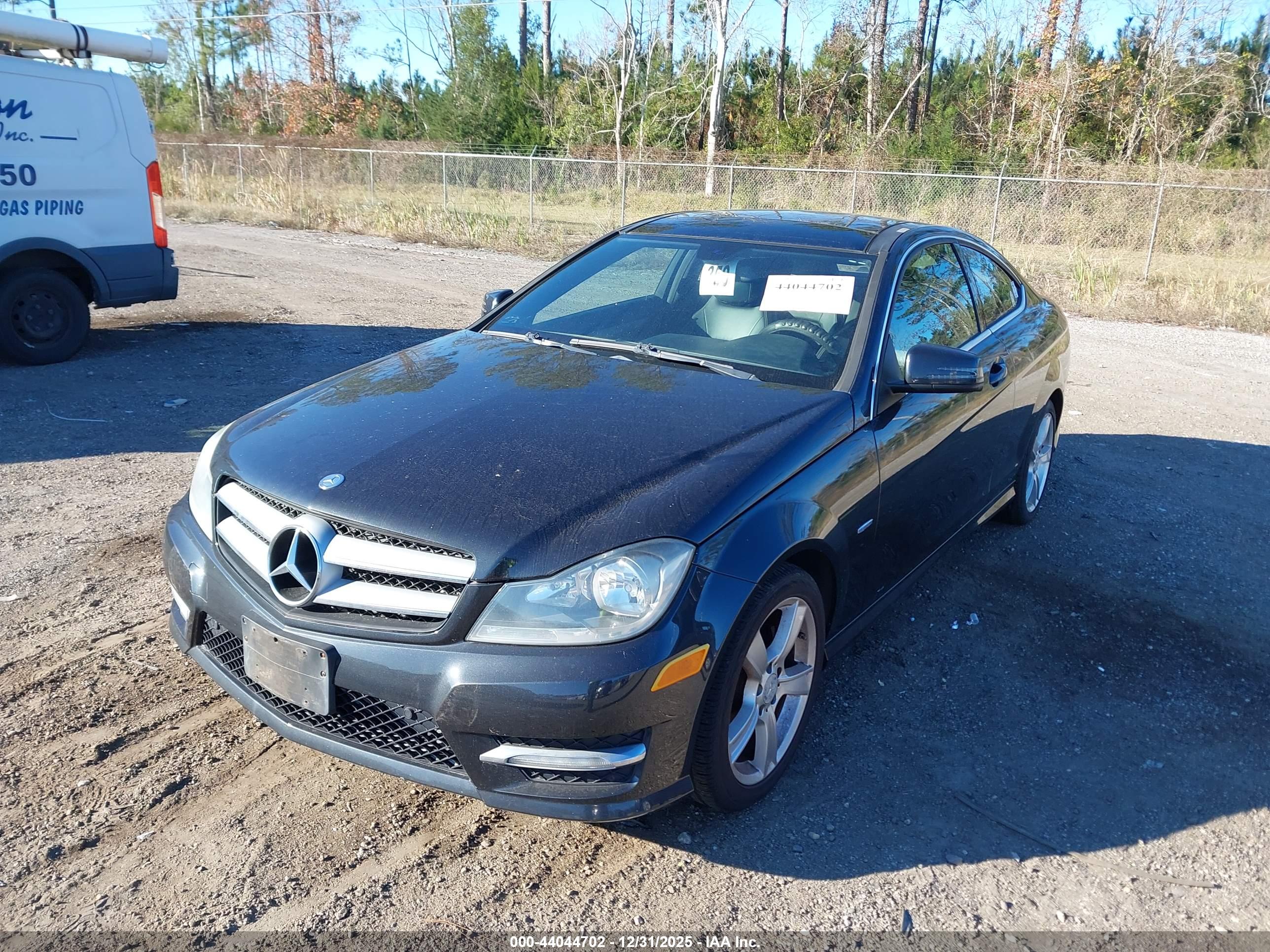 MERCEDES-BENZ C image 2