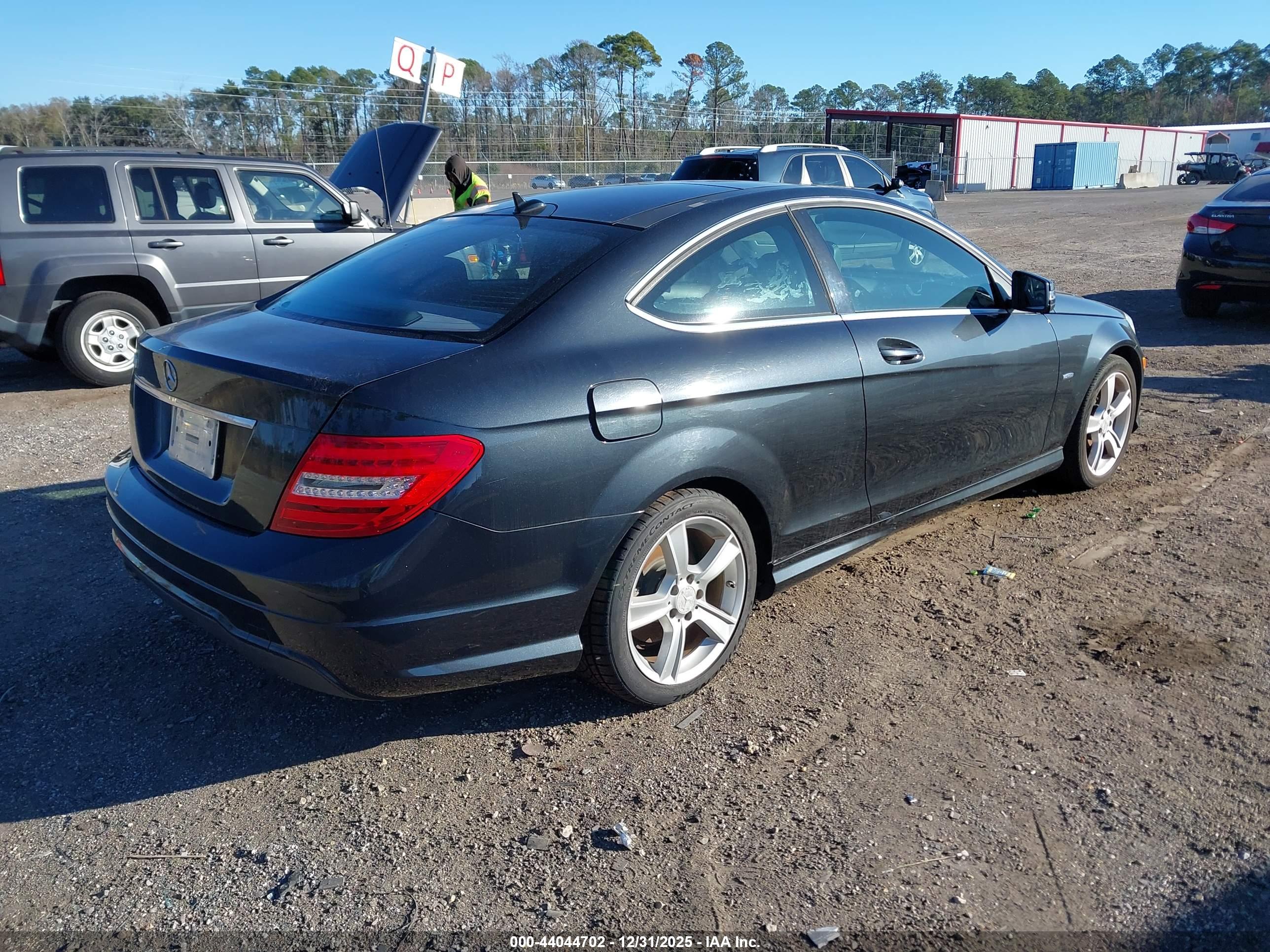MERCEDES-BENZ C image 4