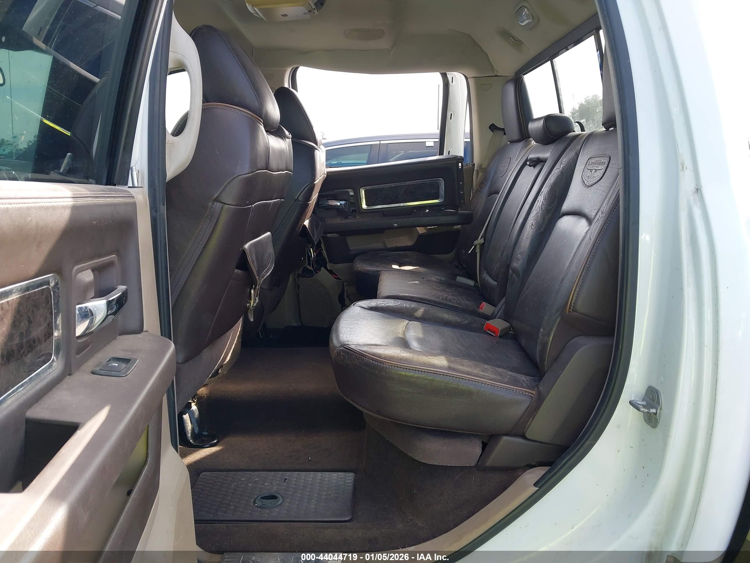 RAM 2500 image 8