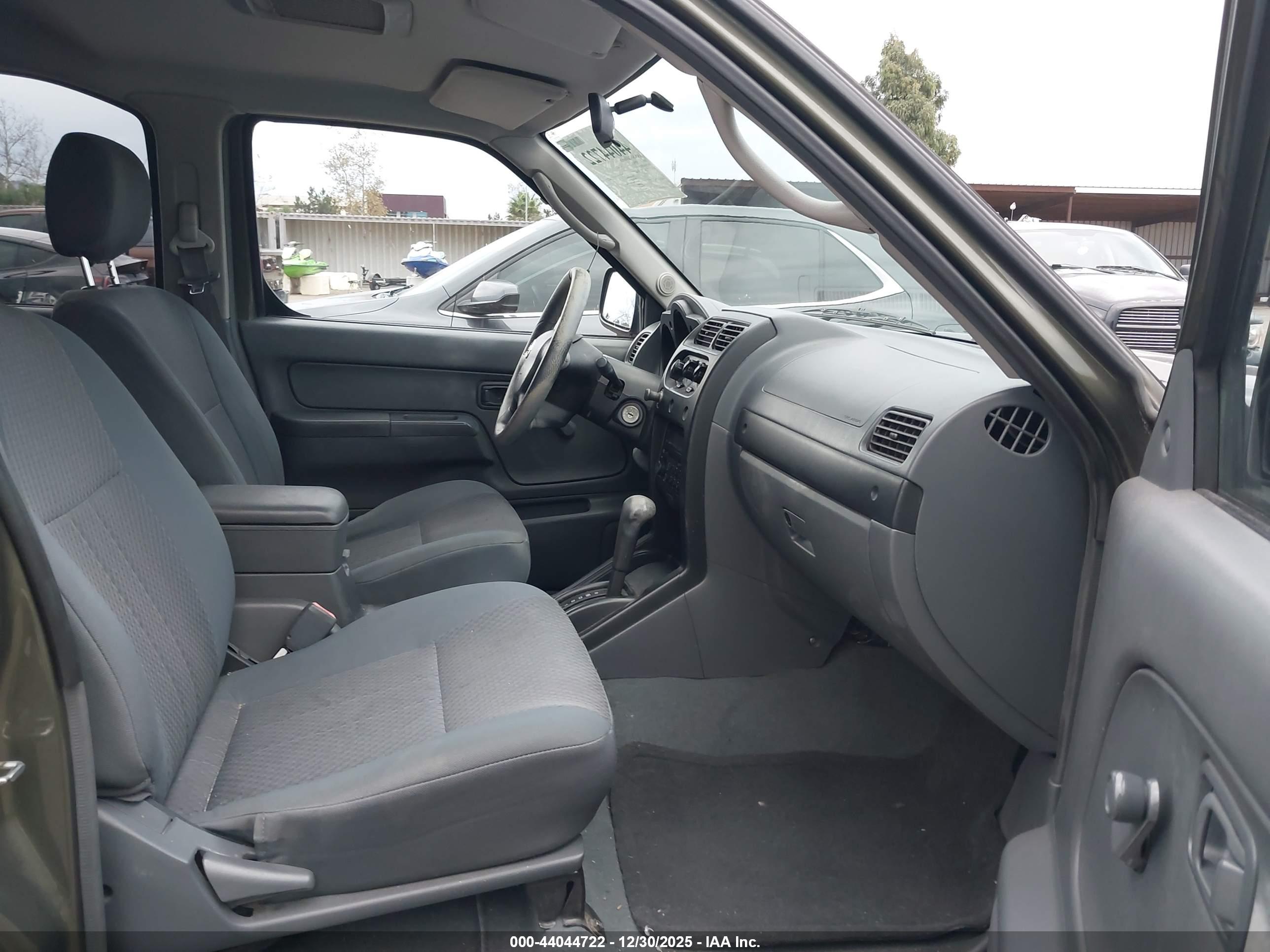 NISSAN XTERRA image 5