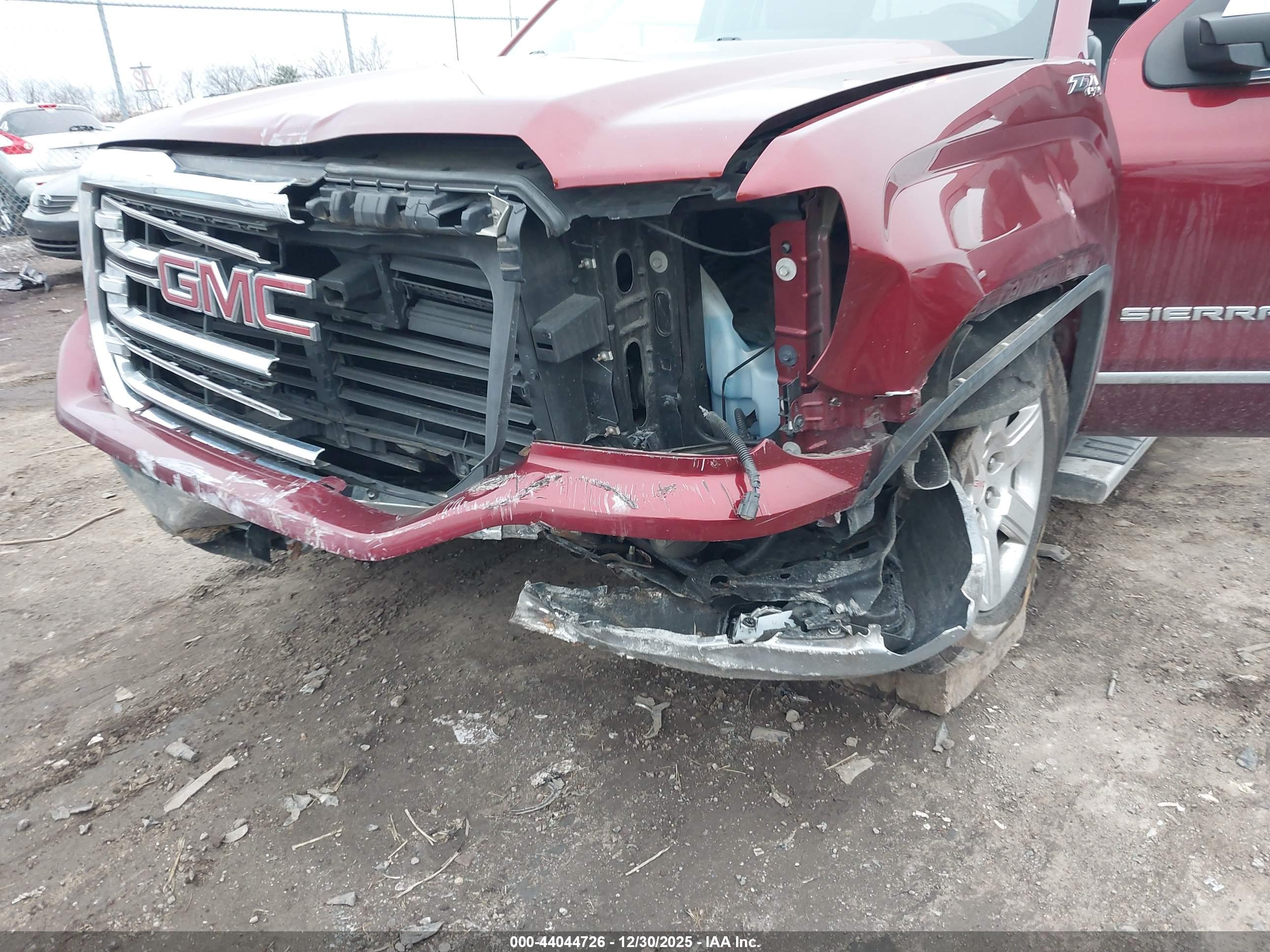 GMC SIERRA image 6